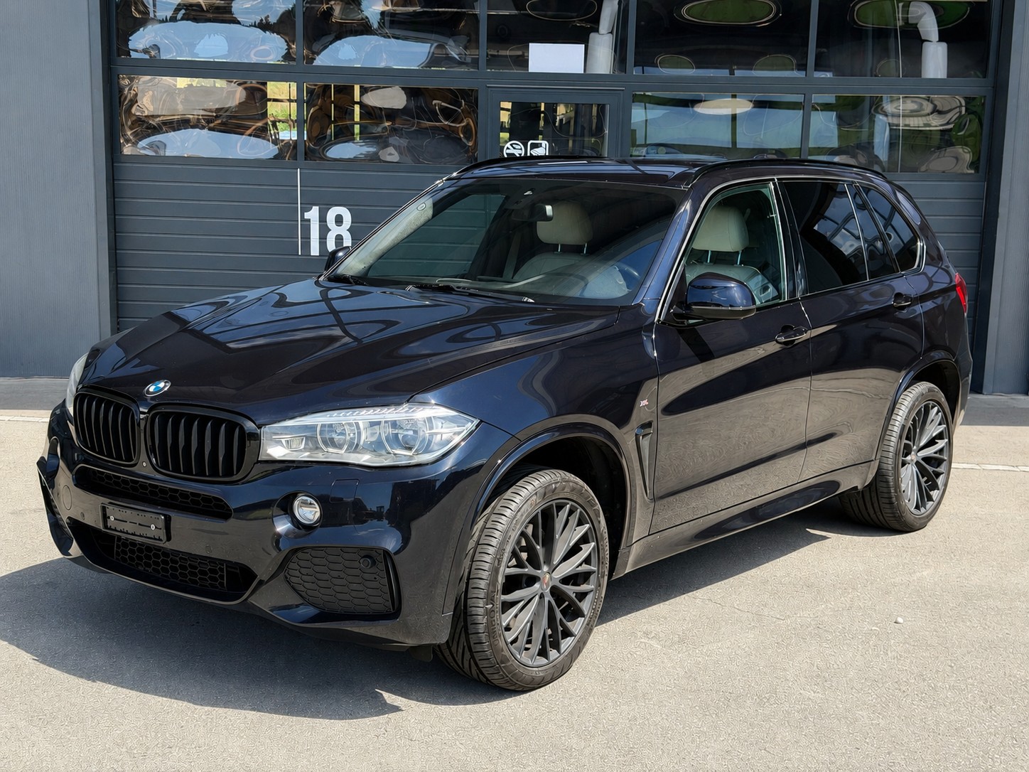 BMW X5 xDrive 40d Steptronic M Sport | 360° Kamera | Leder | 8-fach bereift | Top Ausstattung-image-0