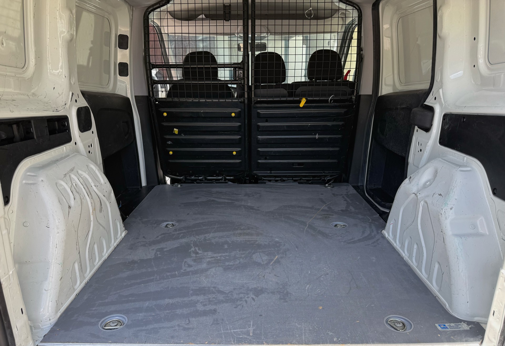 FIAT Doblò 1.4 MPI Cargo Swiss Frisch Ab MFK | Nur 64’000 km | Klima | 3 Plätze | Dachträger-image-13