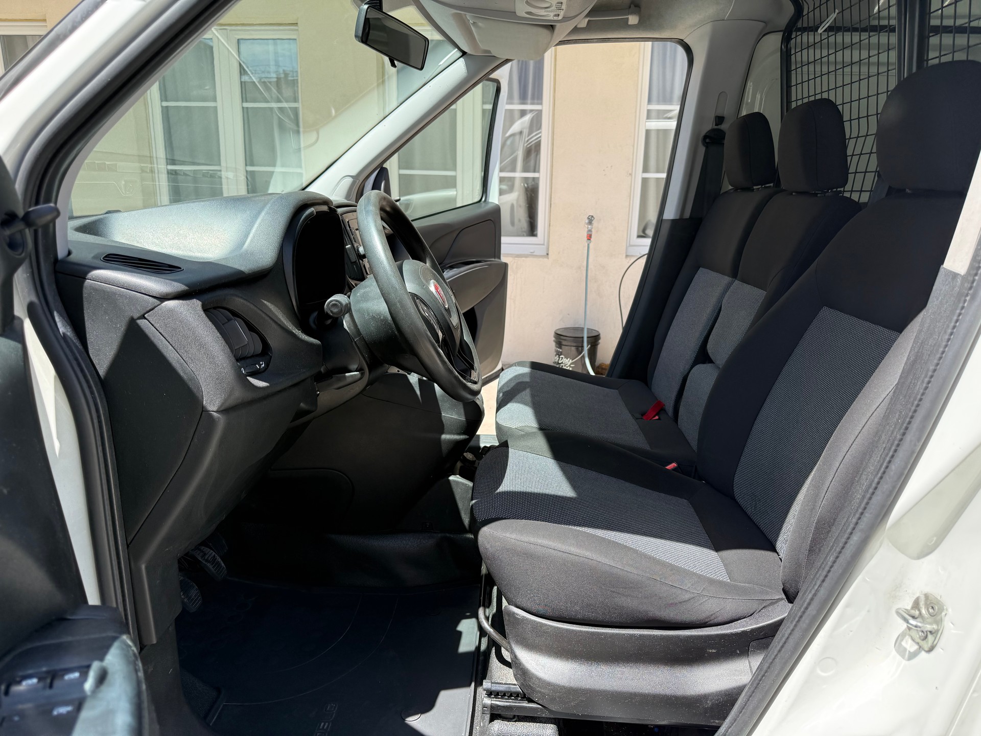 FIAT Doblò 1.4 MPI Cargo Swiss Frisch Ab MFK | Nur 64’000 km | Klima | 3 Plätze | Dachträger-image-11