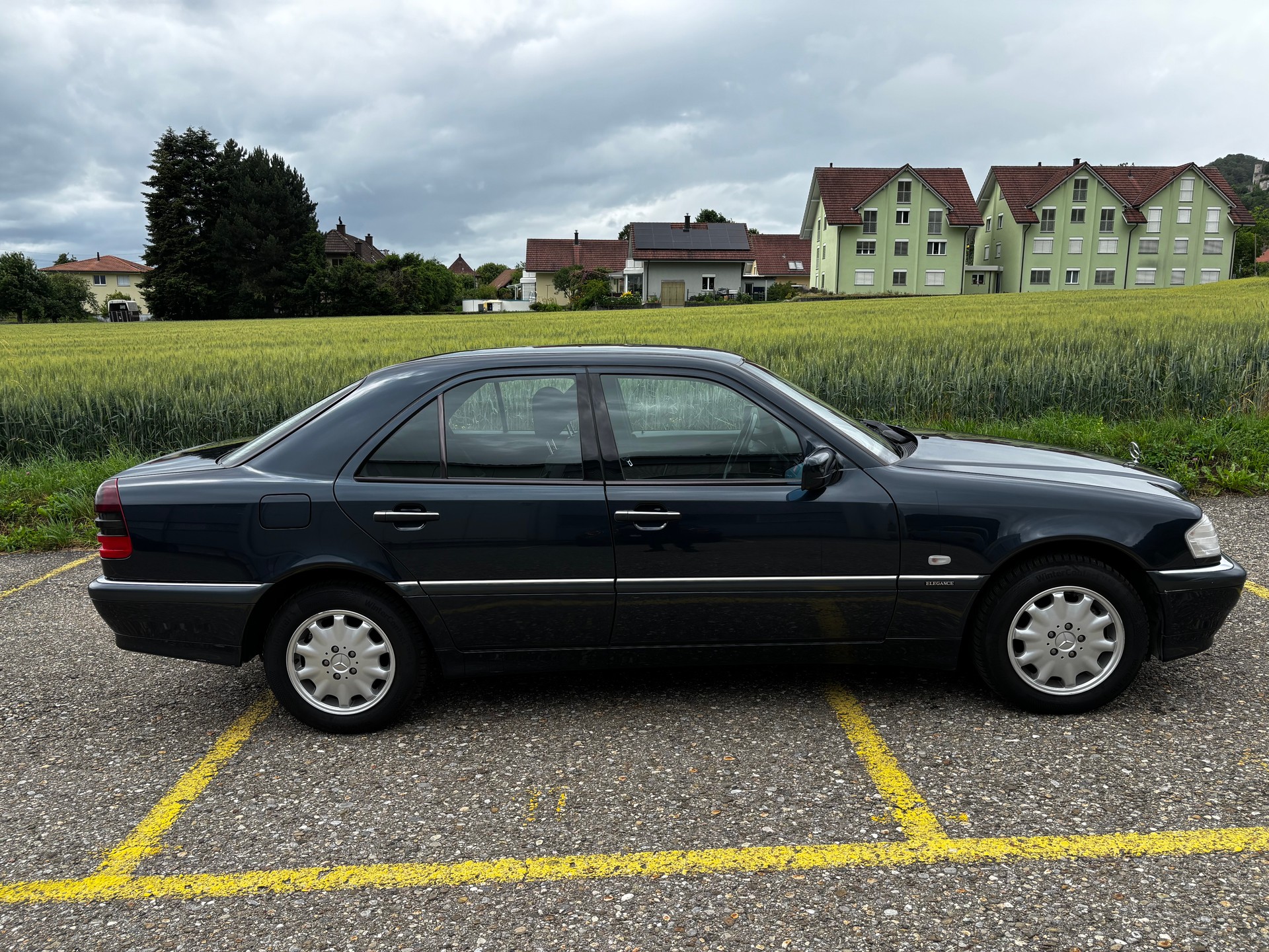 MERCEDES-BENZ C 240 Elégance-image-3