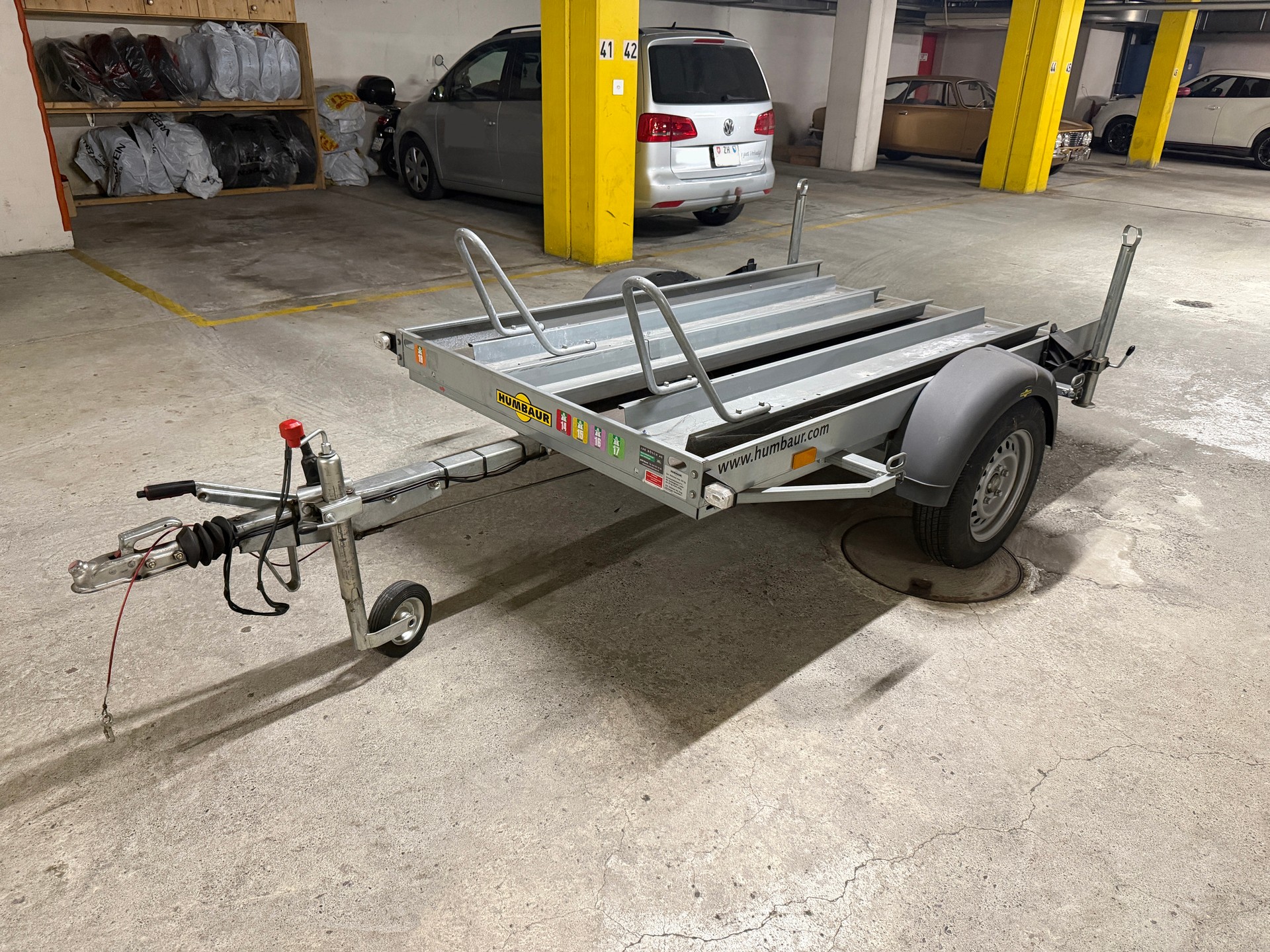 HUMBAUR HM 10 22 12 gebremst-image-3