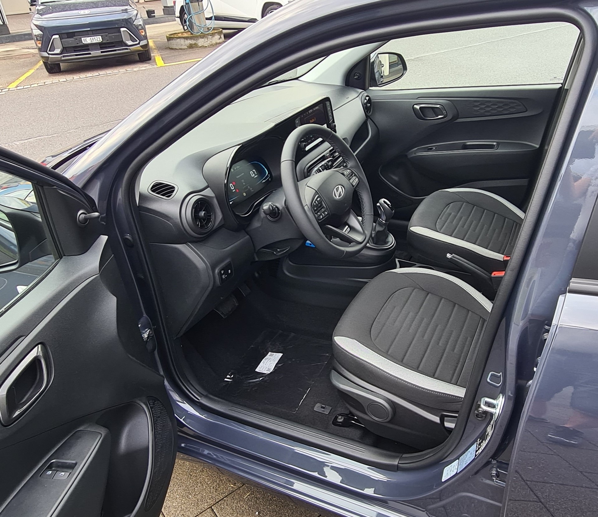HYUNDAI i10 1.0 Origo-image-9
