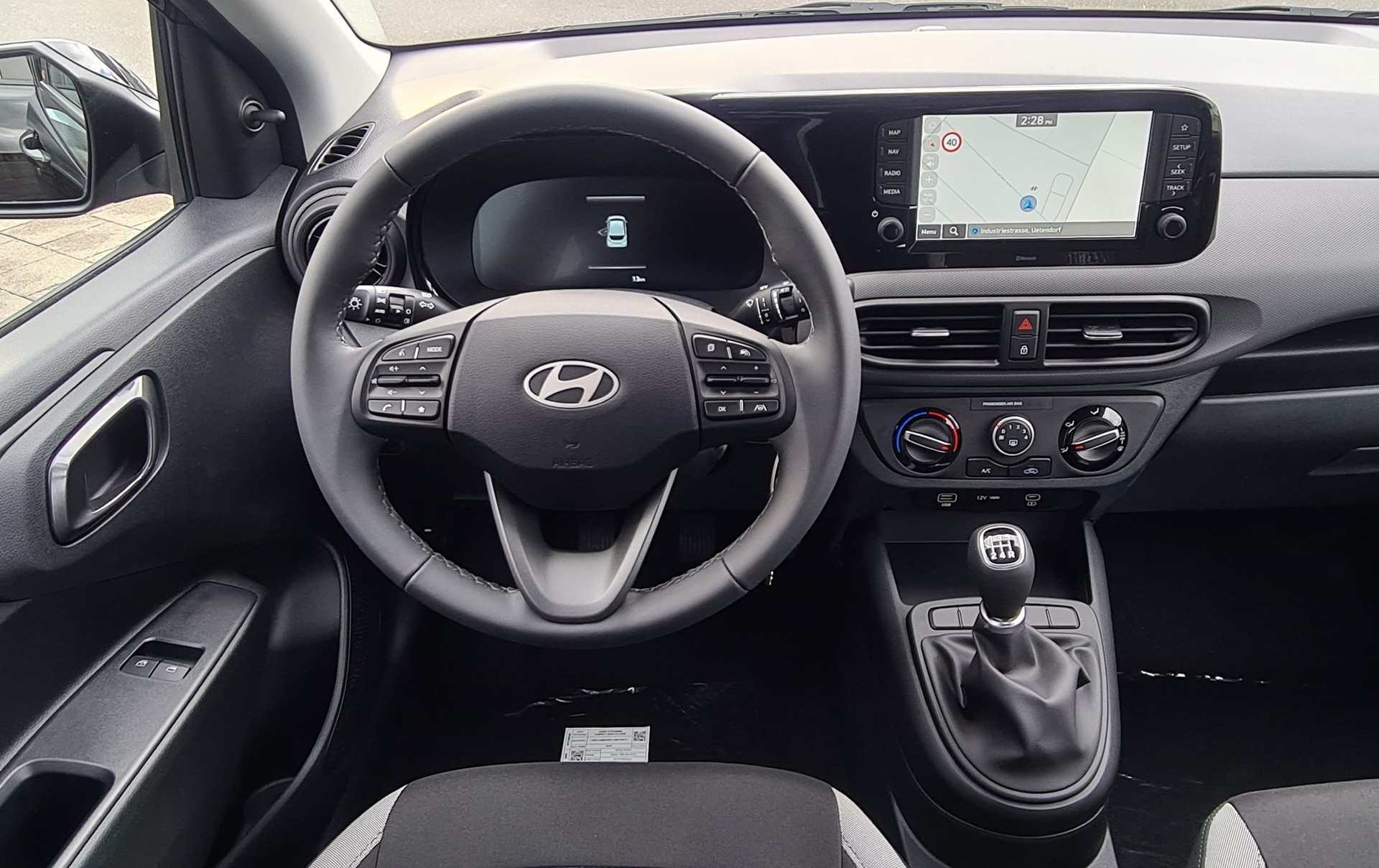 HYUNDAI i10 1.0 Origo-image-12