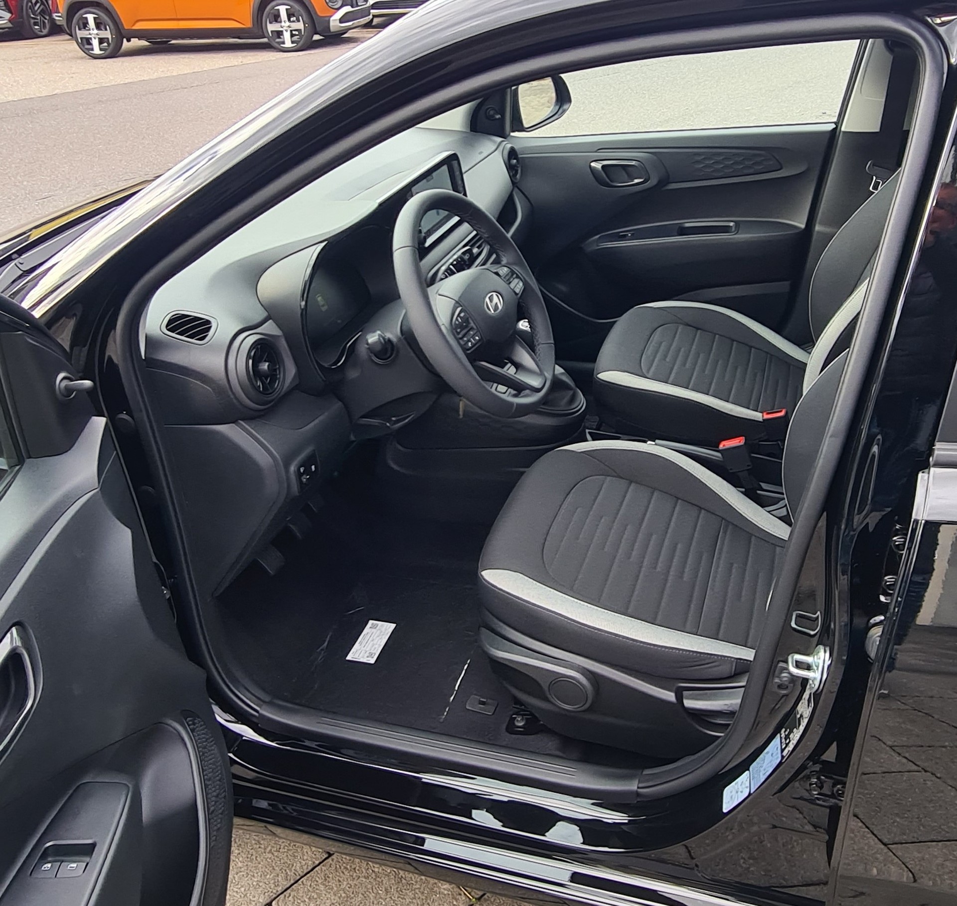HYUNDAI i10 1.0 Origo-image-9