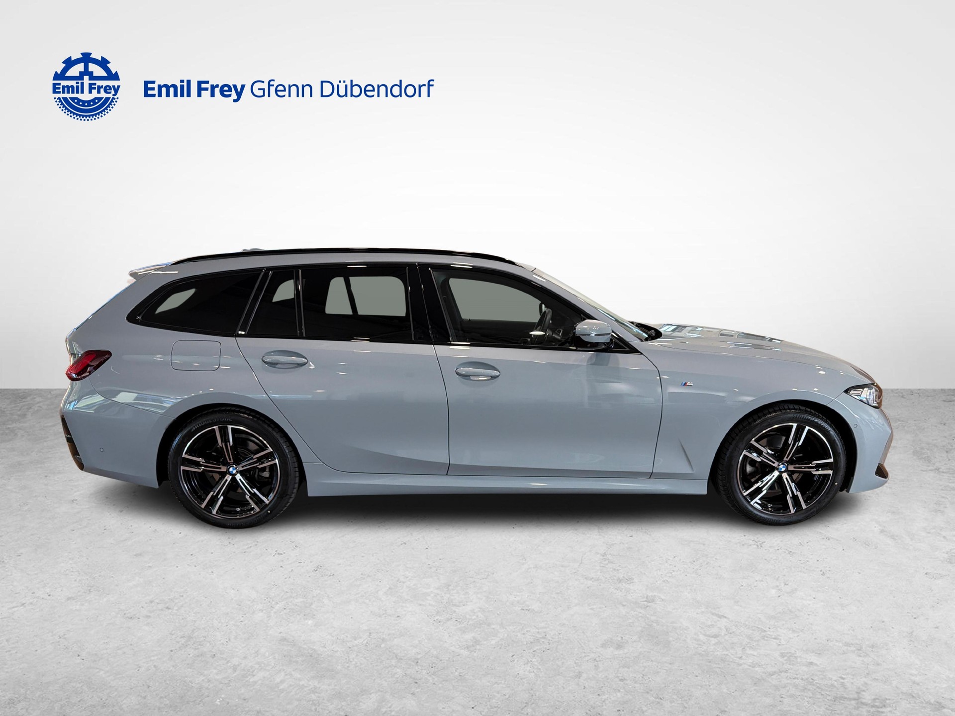 BMW 320d xDrive SAG Touring-image-6
