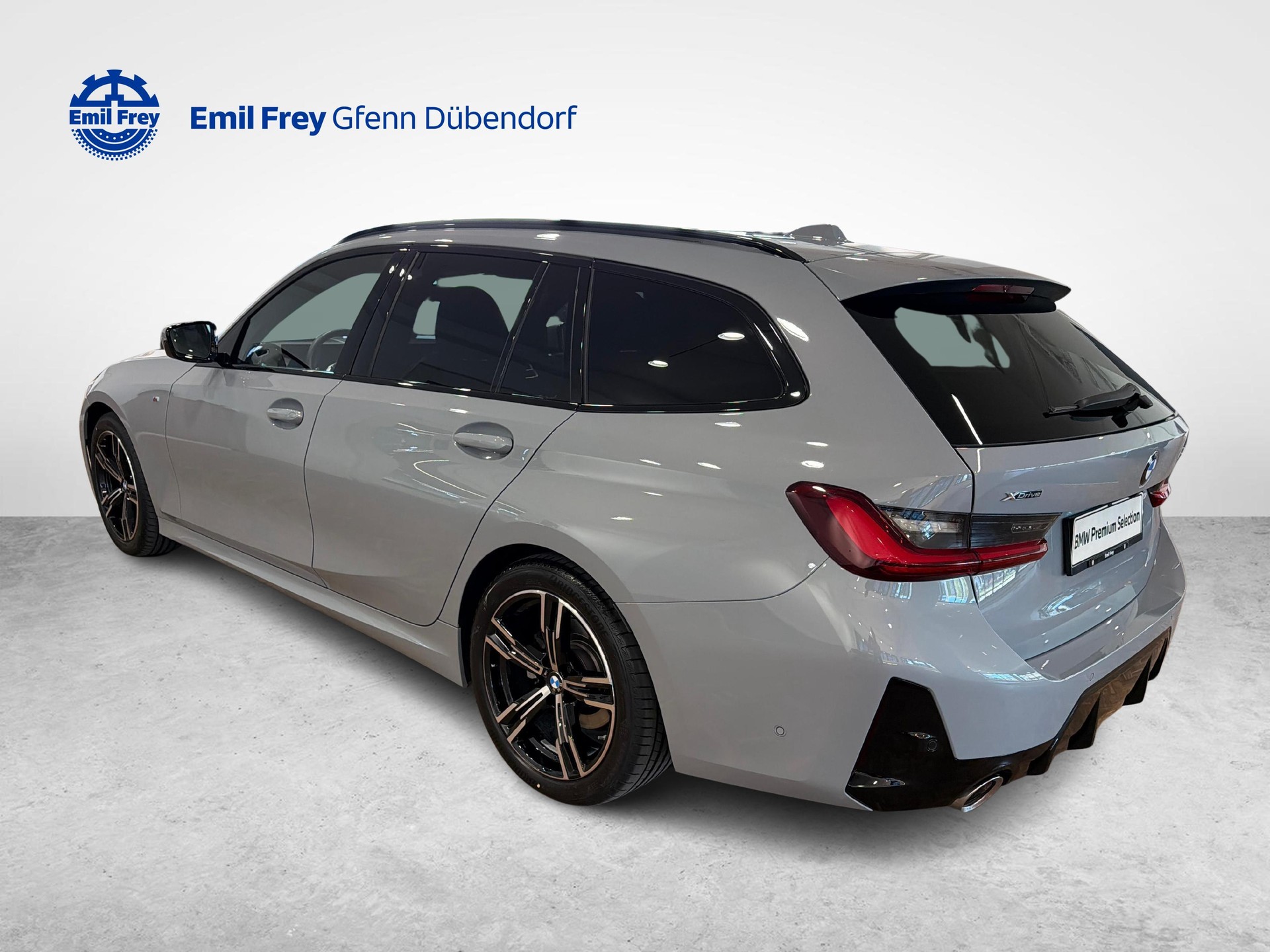 BMW 320d xDrive SAG Touring-image-4