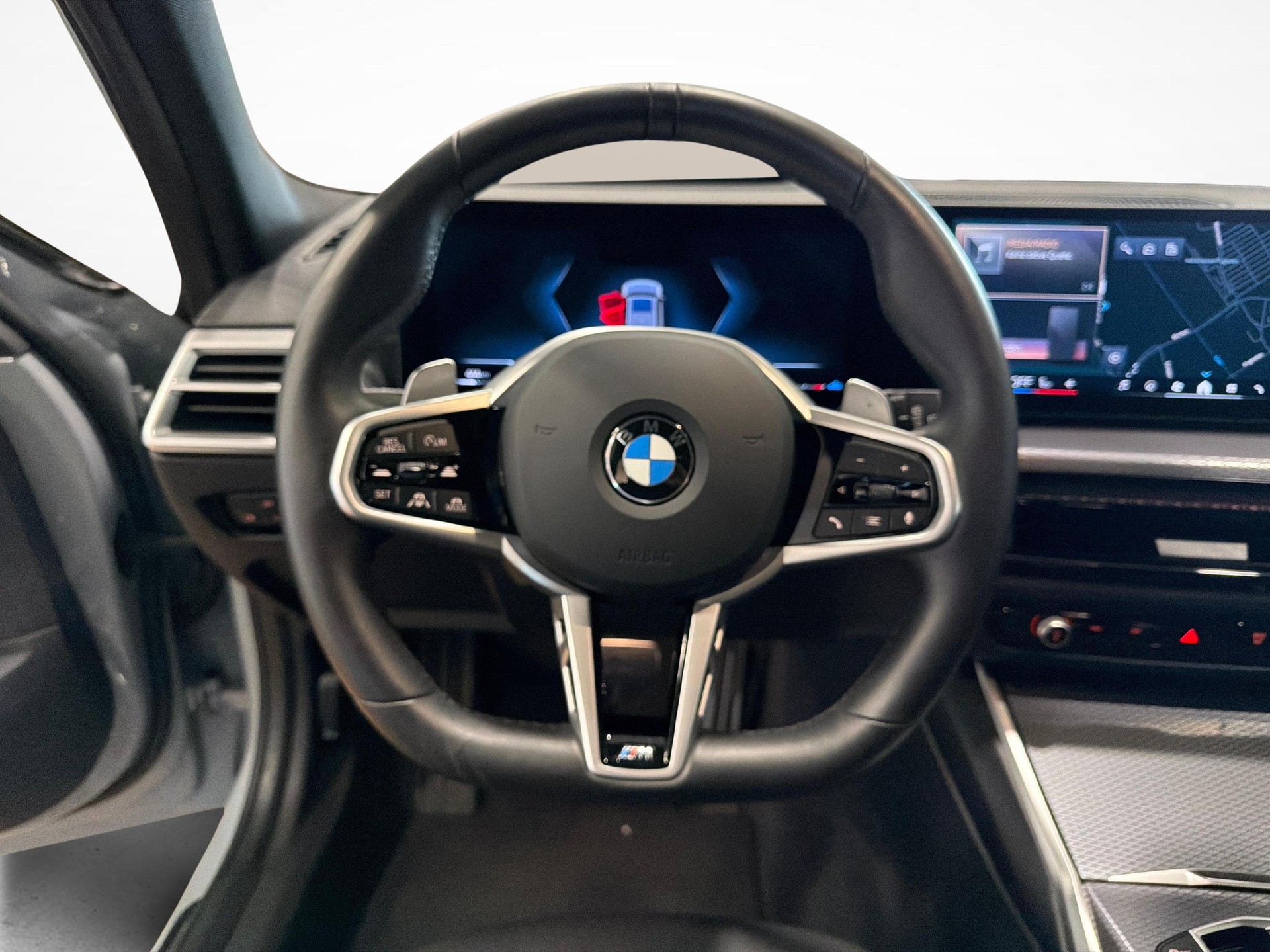 BMW 320d xDrive SAG Touring-image-13