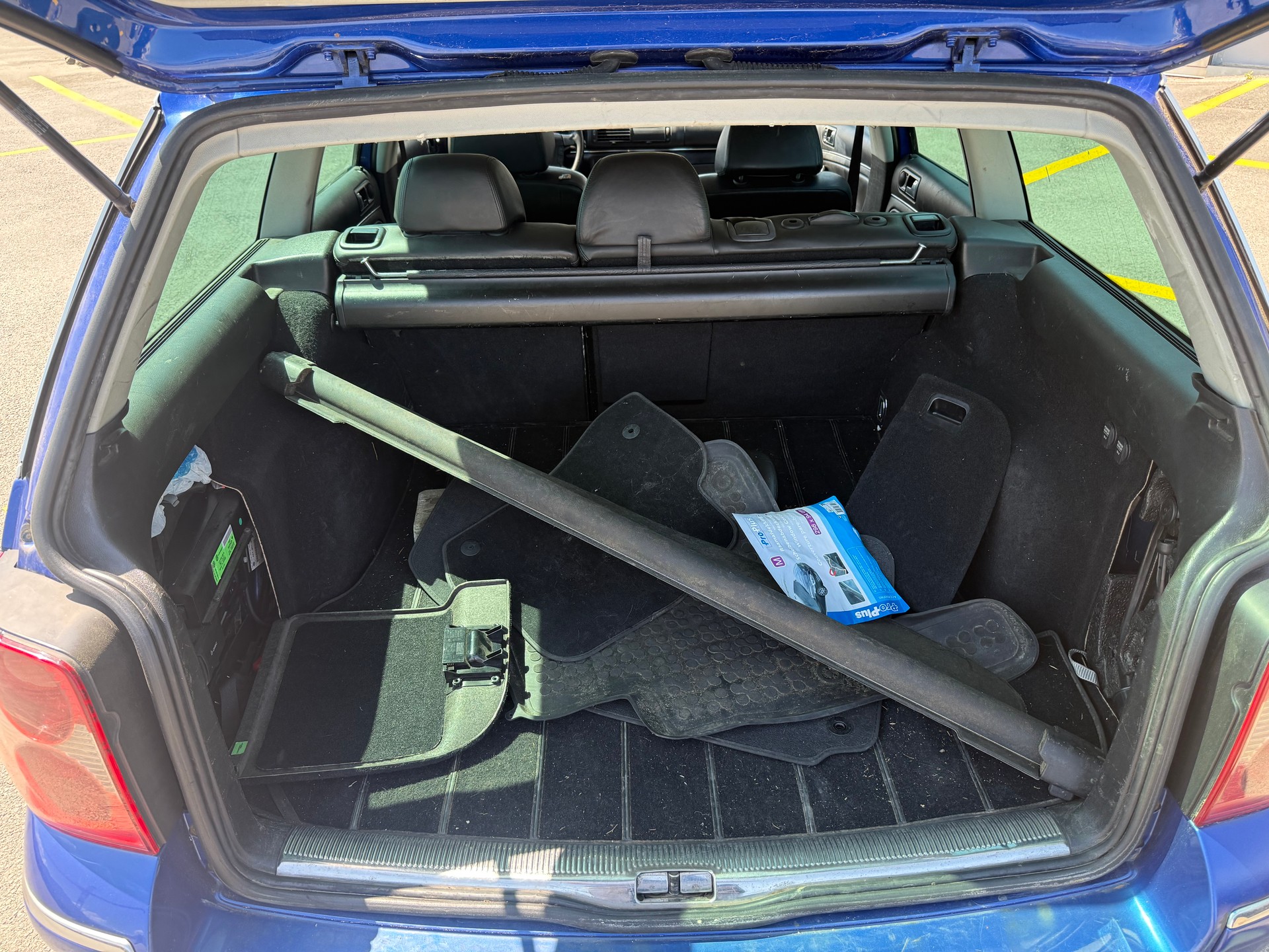 VW Passat Variant 4.0 W8 4Motion Highline-image-10