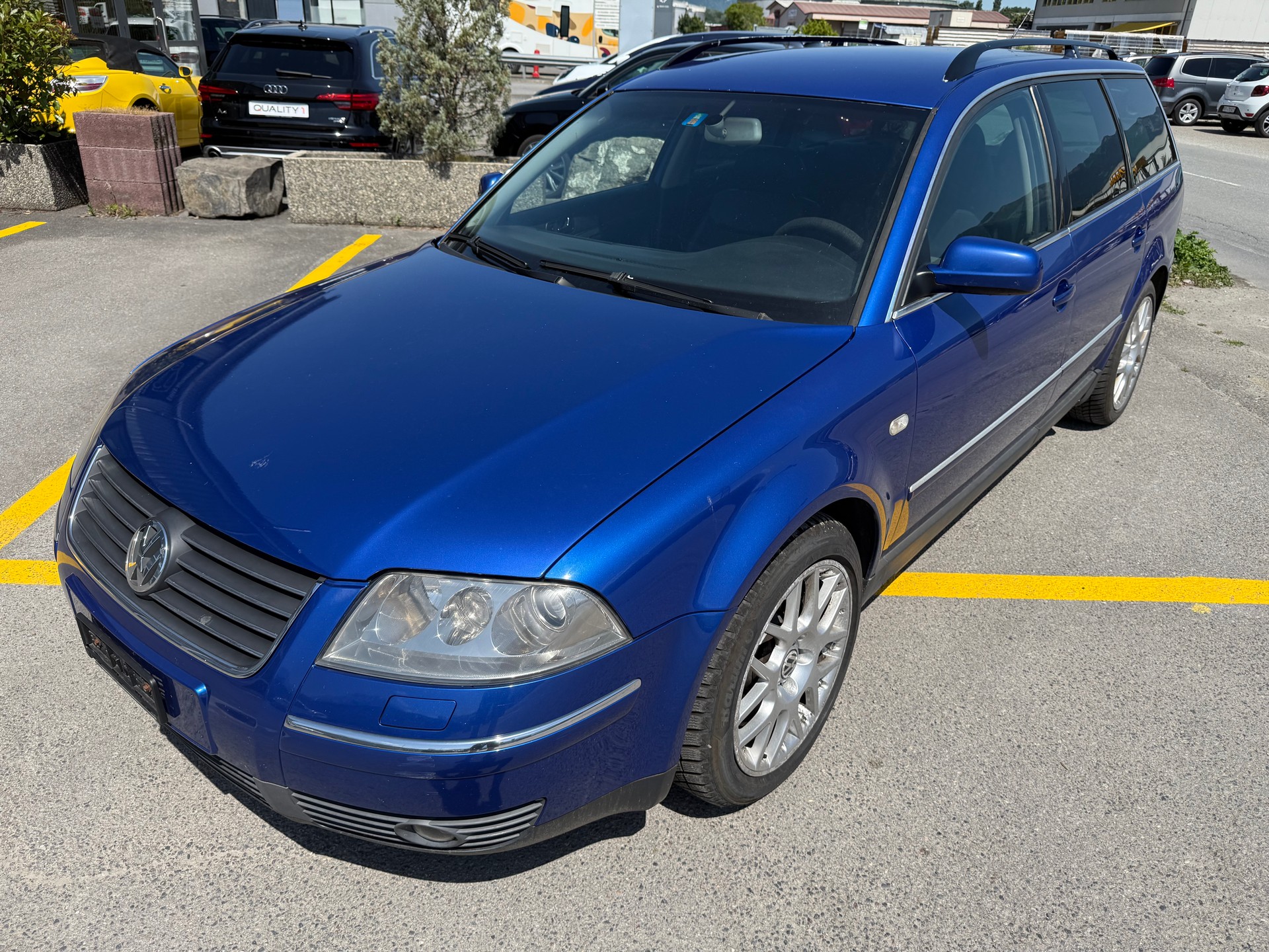 VW Passat Variant 4.0 W8 4Motion Highline-image-1