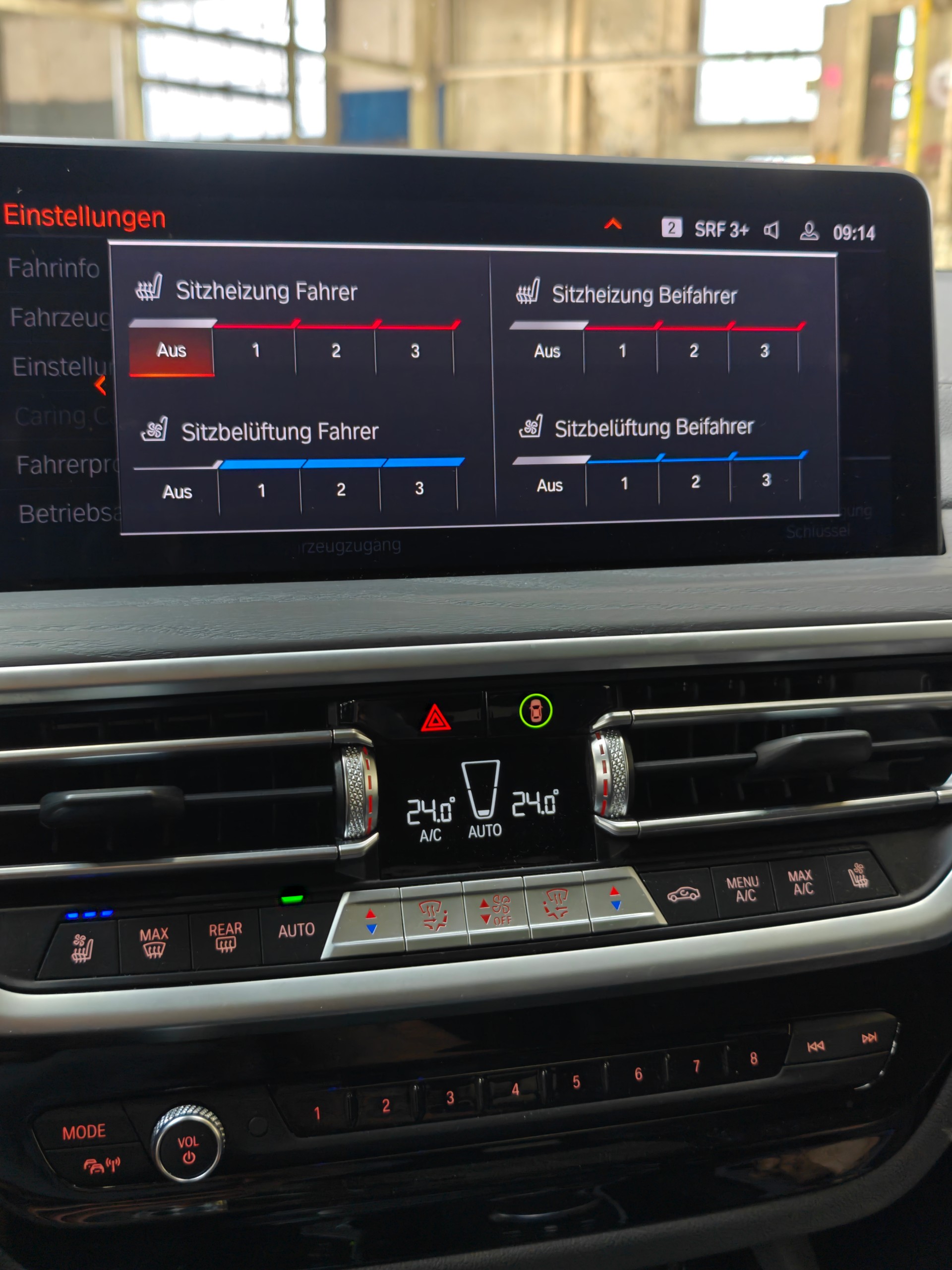 BMW M40i-image-16