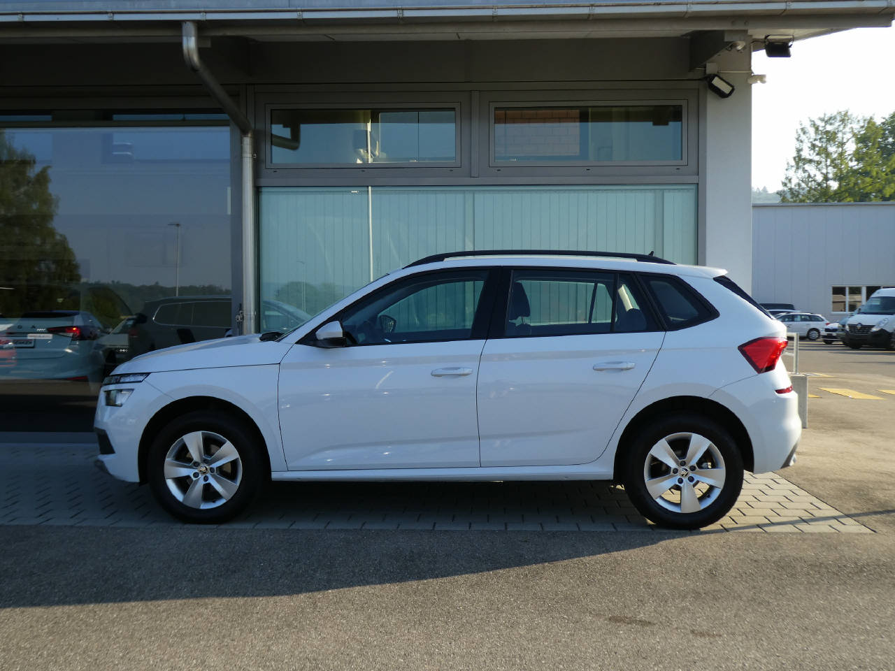 SKODA Kamiq 1.0 TSI Ambition DSG-image-6