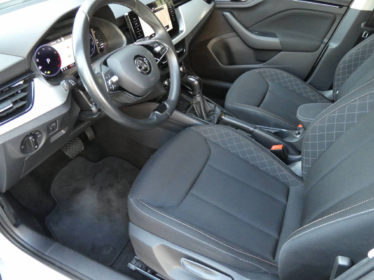 SKODA Kamiq 1.0 TSI Ambition DSG-image-7
