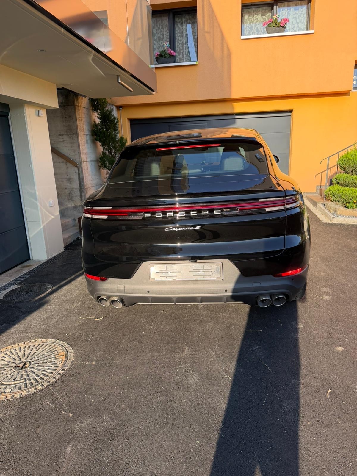 PORSCHE 4.0 V8 S Coupé-image-1