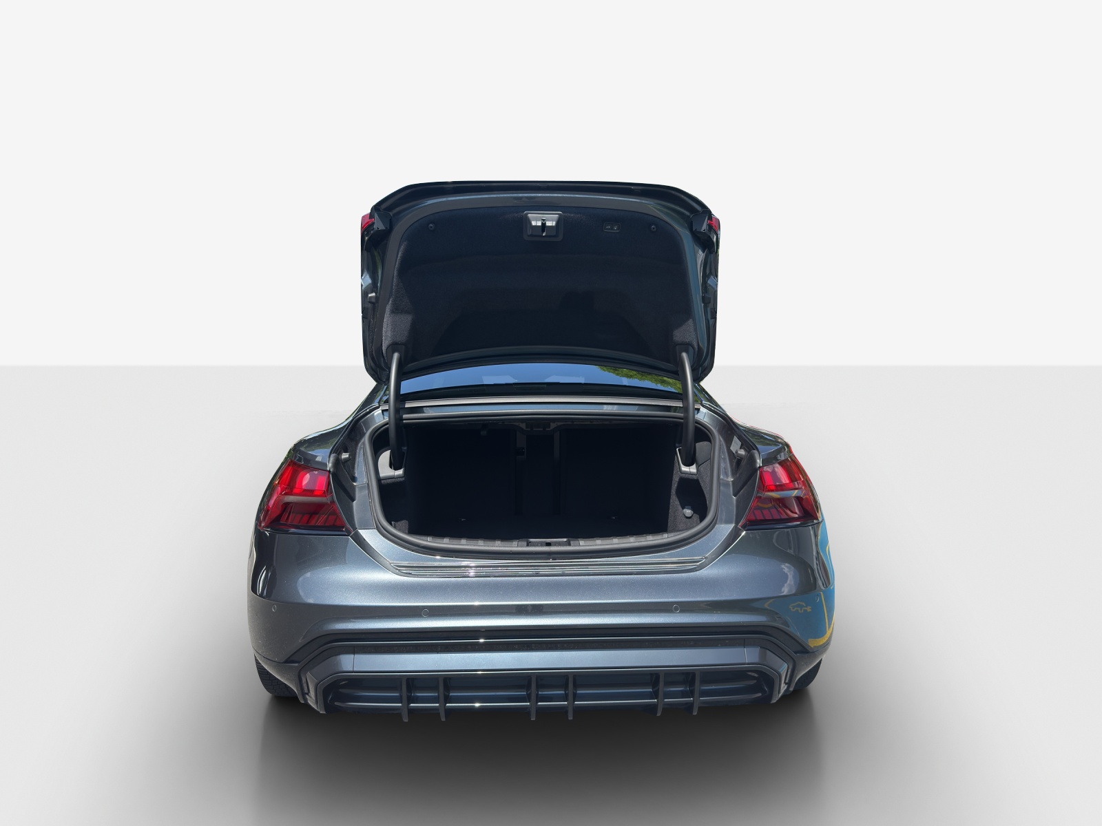 AUDI e-tron GT quattro-image-12