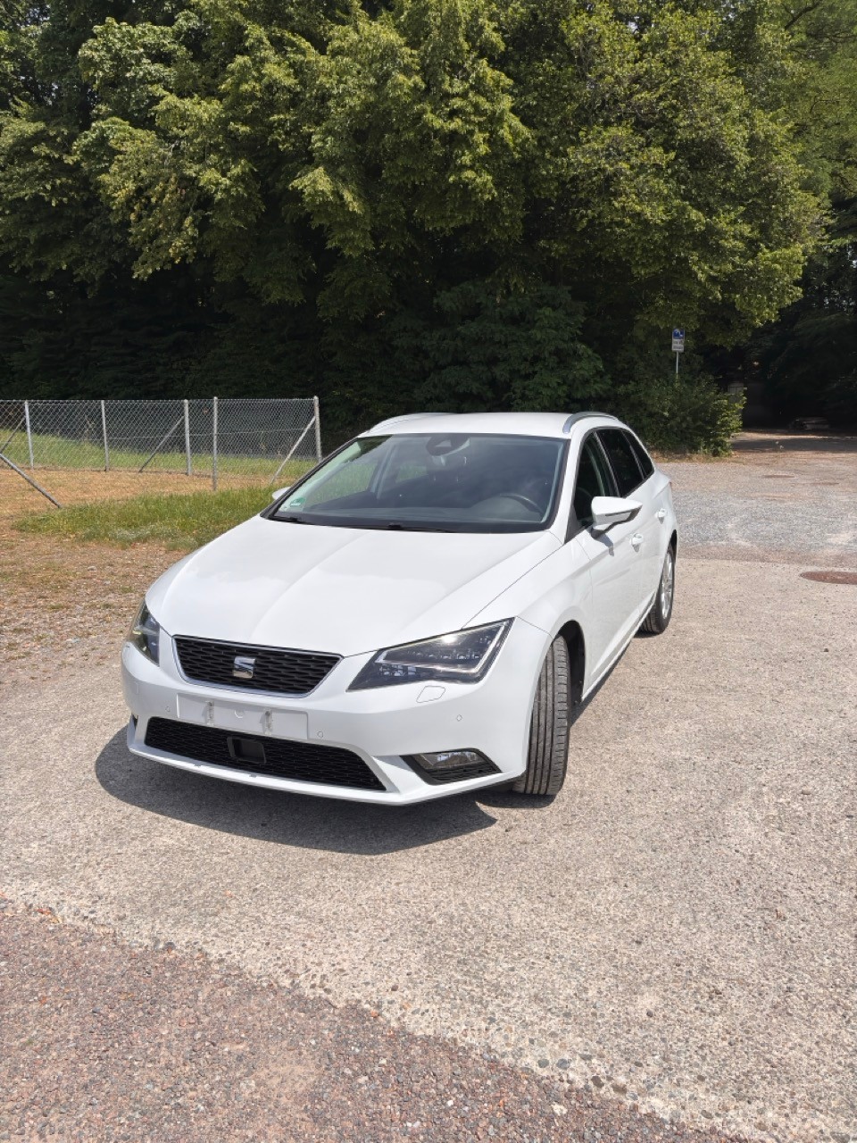 SEAT ST 2.0 TDI-image-0