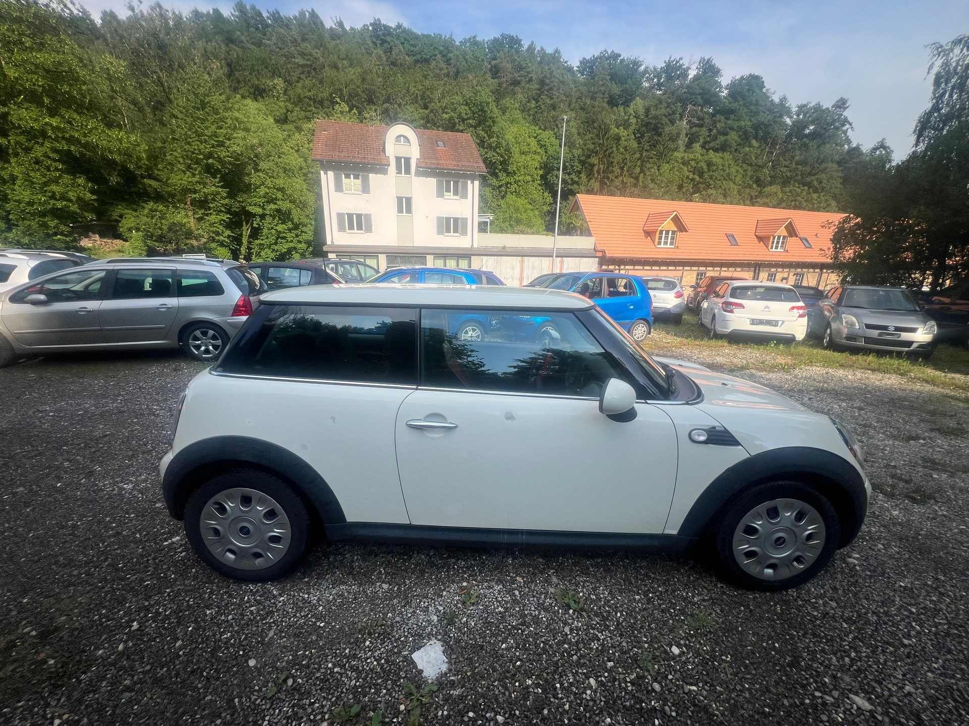 MINI One-image-3