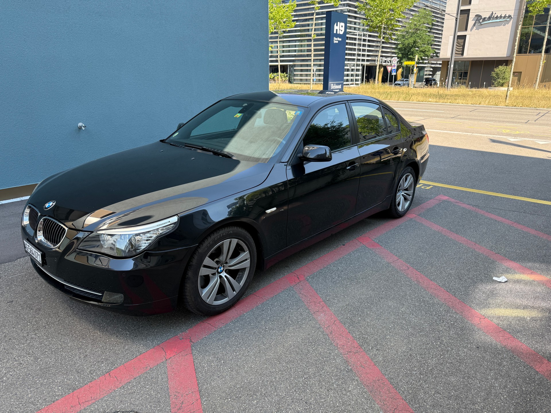 BMW 523i Aut. E60 Edition*nur 149.000KM*-image-0