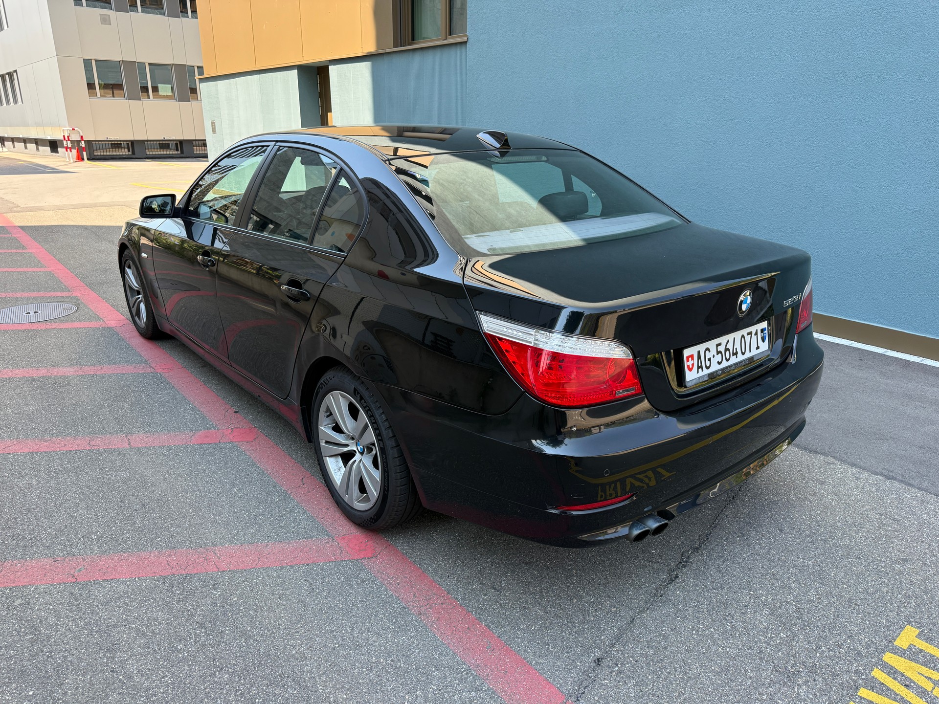 BMW 523i Aut. E60 Edition*nur 149.000KM*-image-3