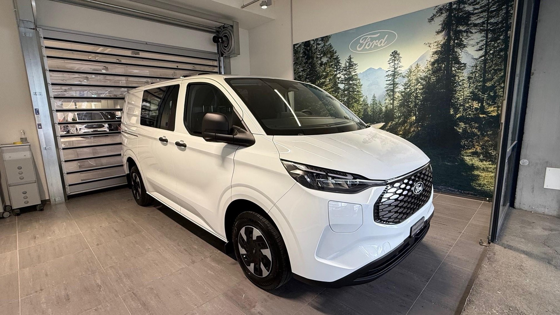 FORD E-Transit C Van 320 L1 Trend