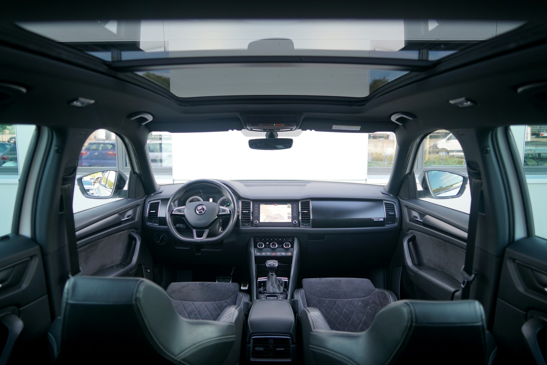 SKODA Kodiaq 2.0 TSI Sport Line DSG 4x4 (CH)-image-7