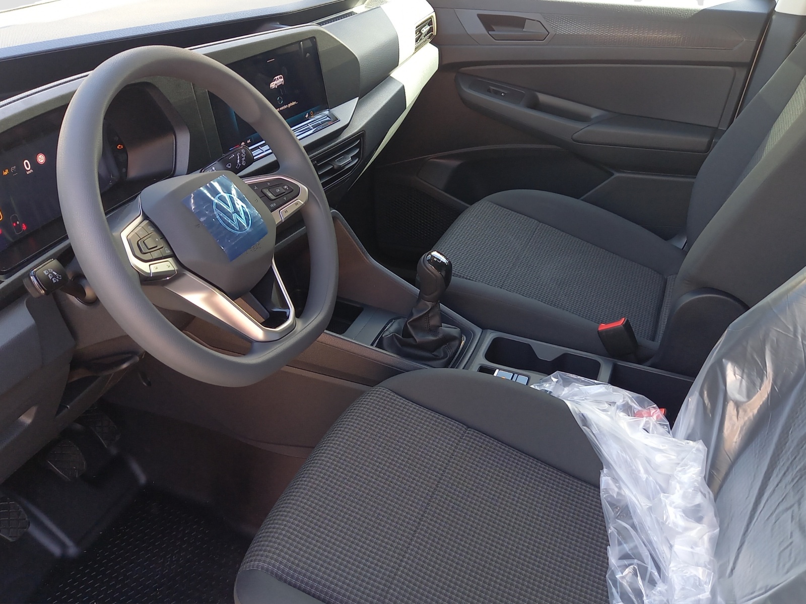VW Caddy Cargo 1.5 TSI Entry-image-7