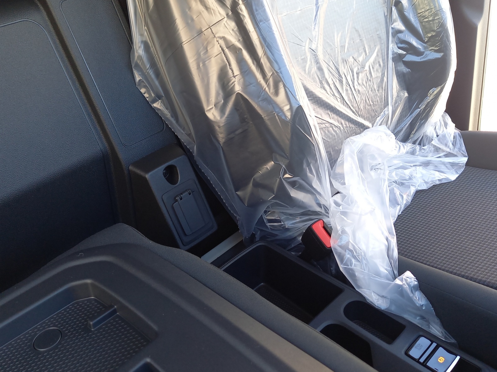 VW Caddy Cargo 1.5 TSI Entry-image-8