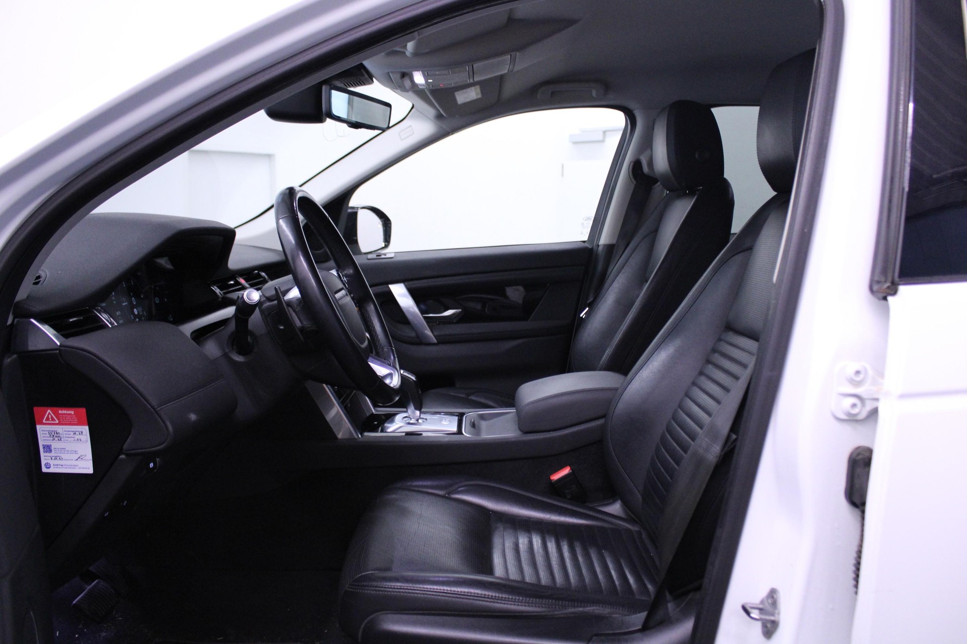 LAND ROVER Discovery Sport 2.0 TD4 |-image-20