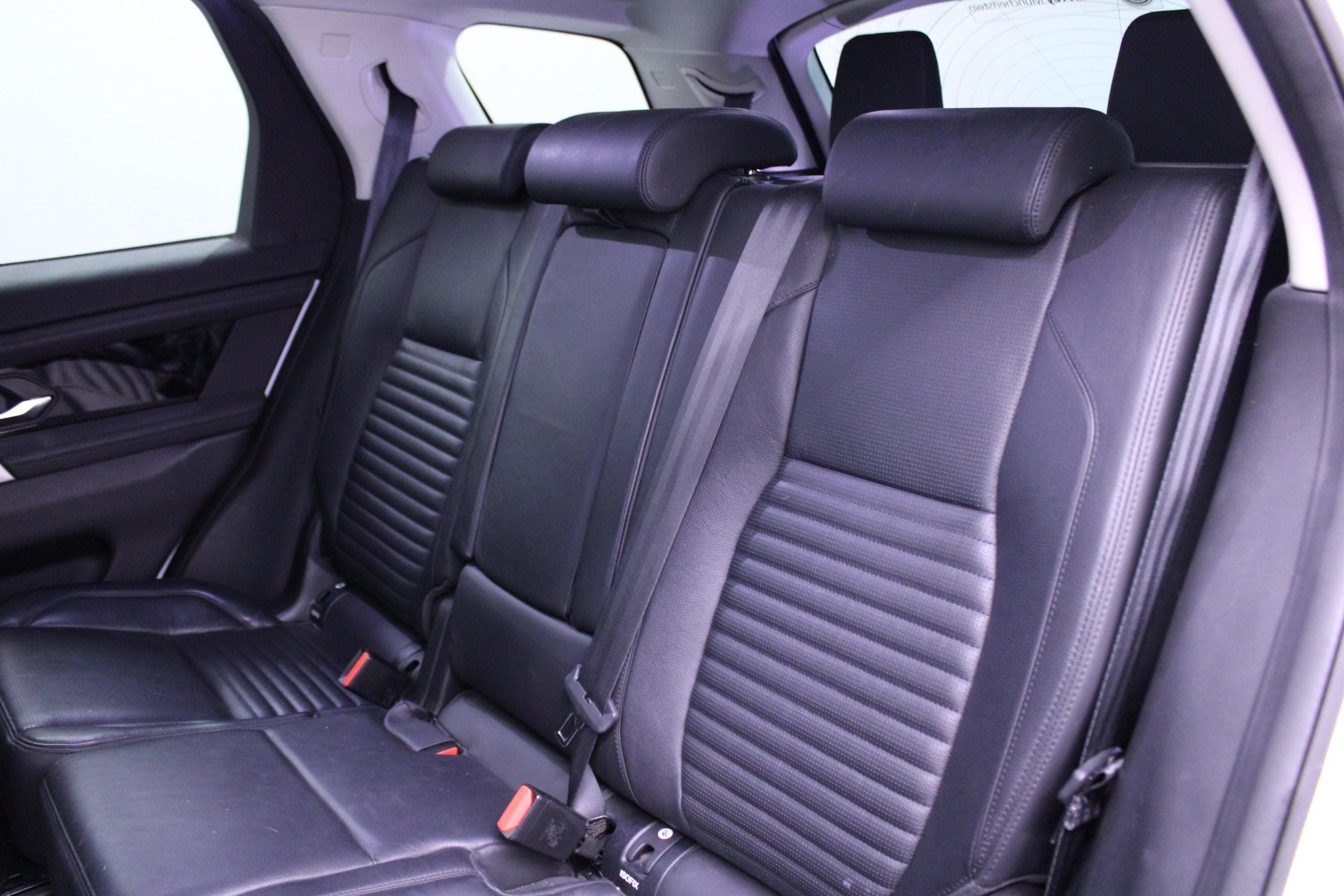 LAND ROVER Discovery Sport 2.0 TD4 | Herbstprämie von 500-2000 CHF oder 1.99% Leasing-Aktion auf Occasions-Fahrzeuge-image-23