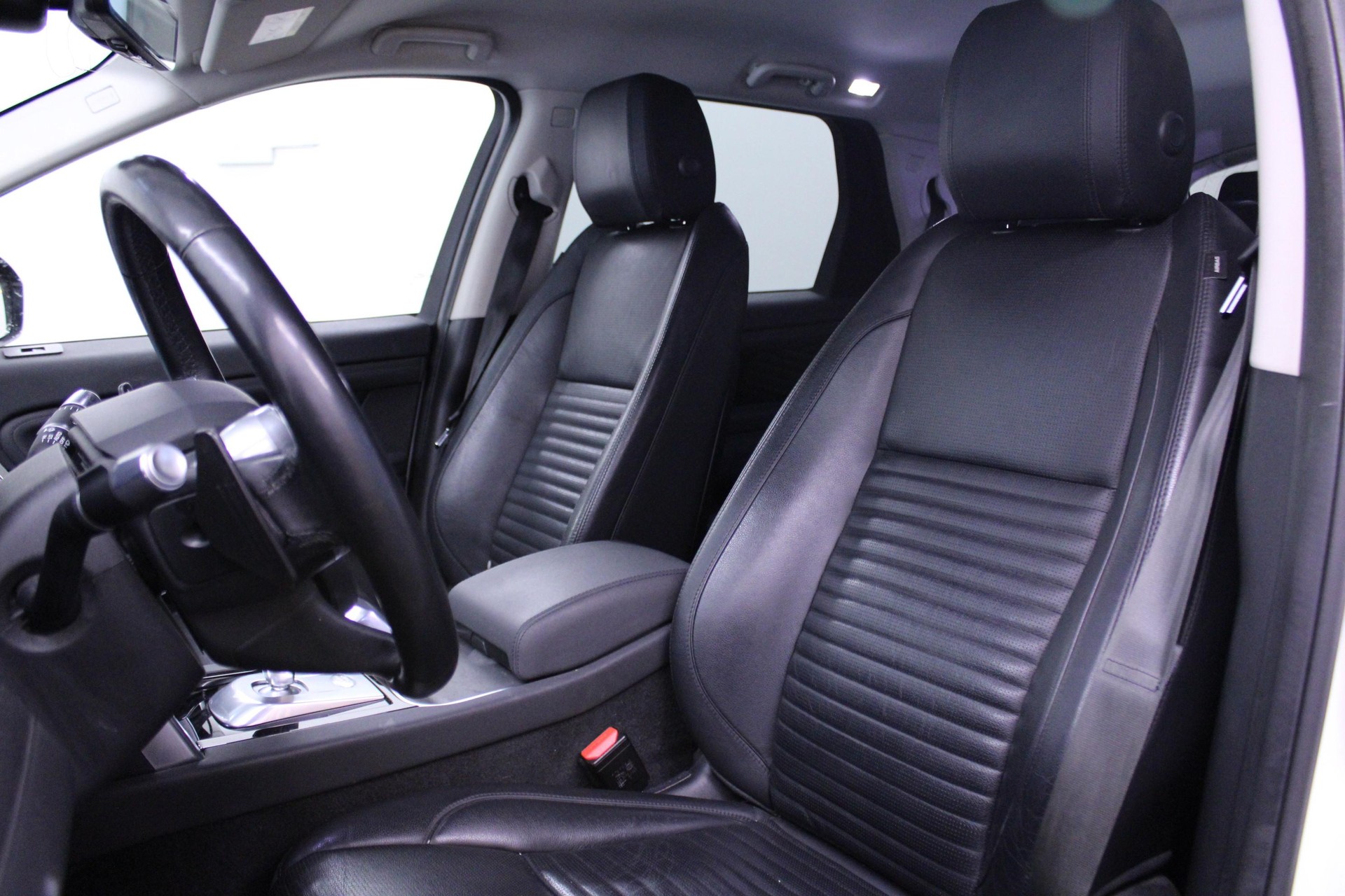 LAND ROVER Discovery Sport 2.0 TD4 |-image-21
