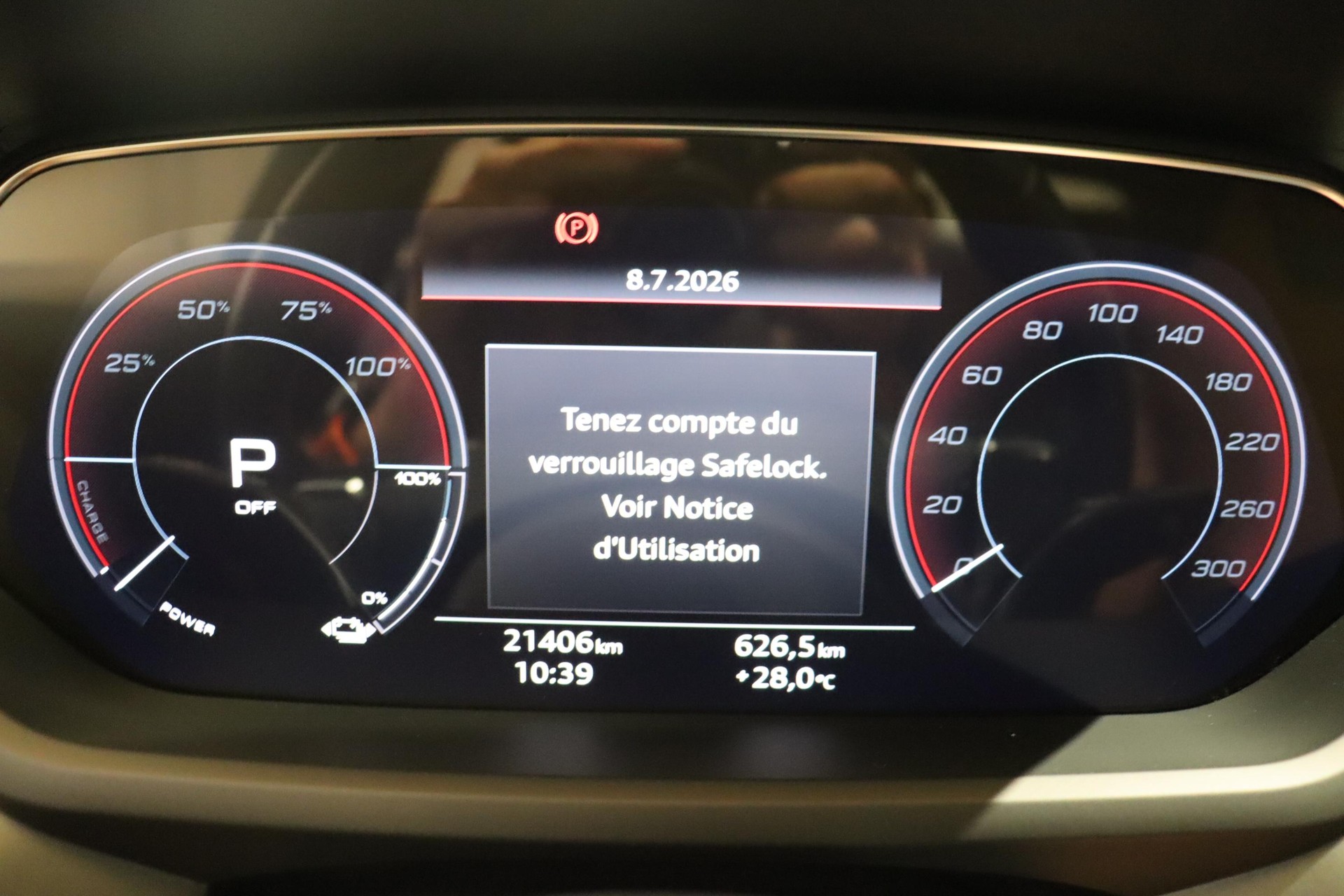 AUDI e-tron GT quattro-image-13