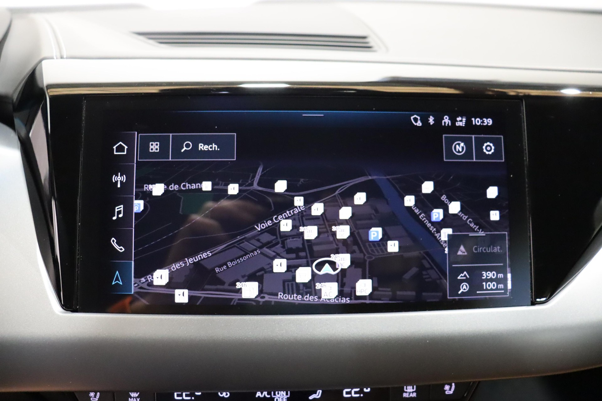 AUDI e-tron GT quattro-image-15