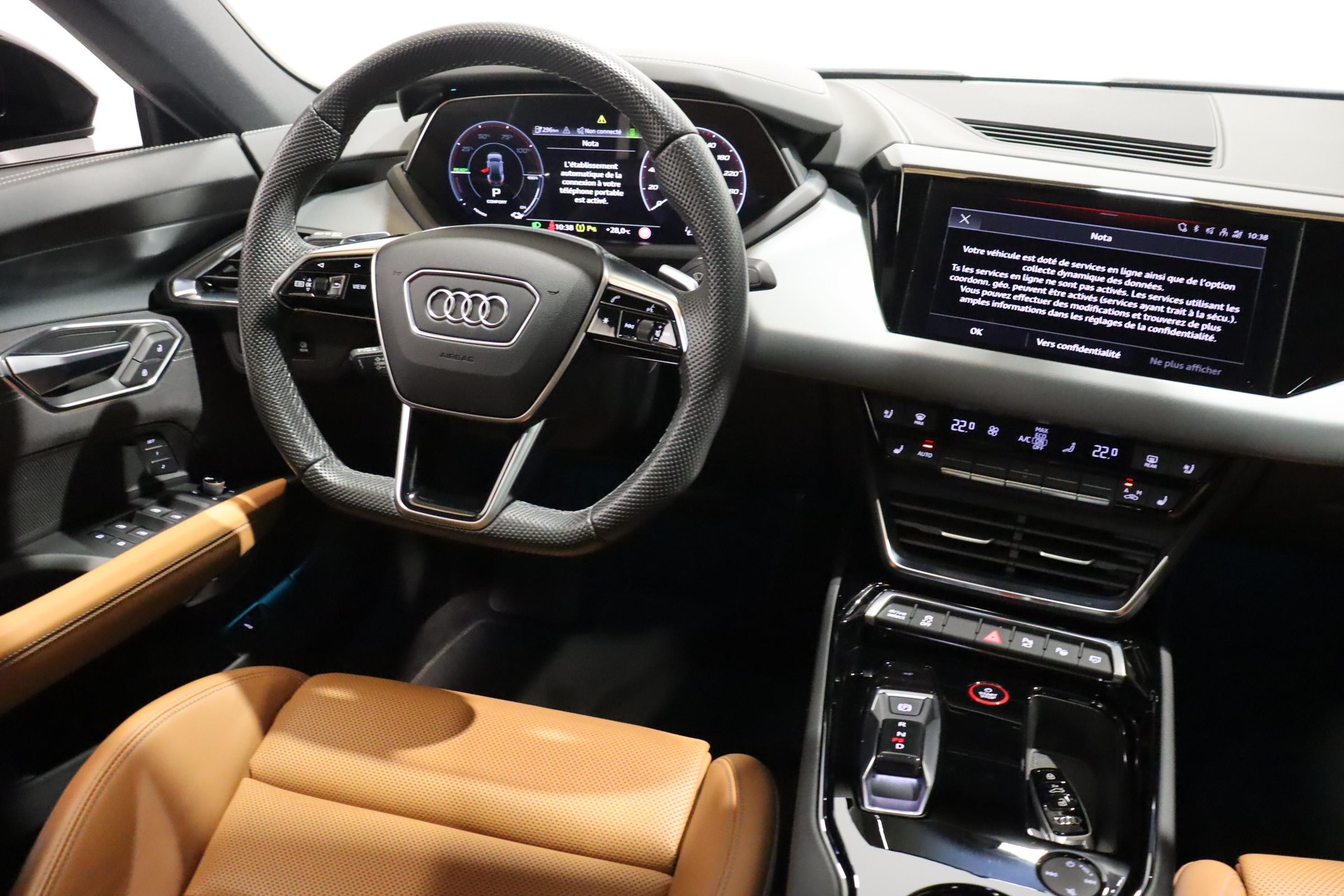 AUDI e-tron GT quattro-image-9