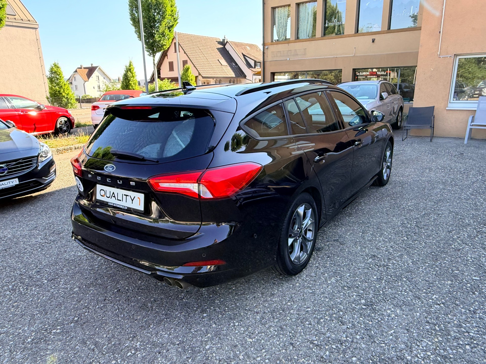 FORD Focus 1.0 SCTi Titanium ST-Line-image-13