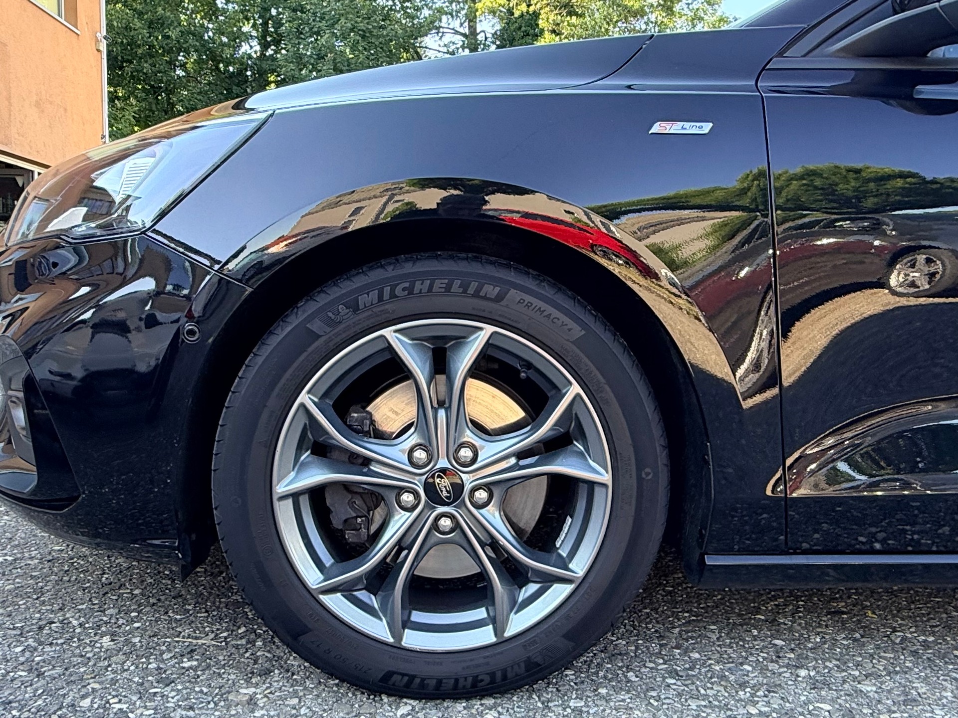 FORD Focus 1.0 SCTi Titanium ST-Line-image-10