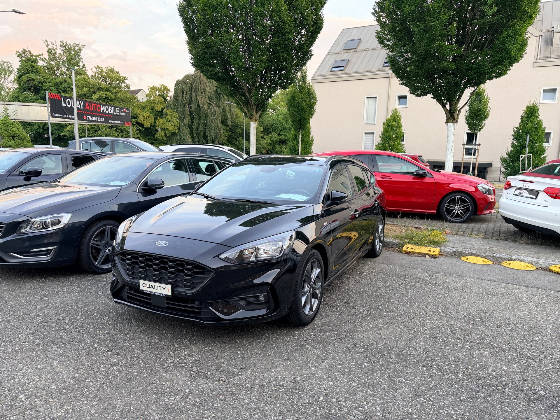 FORD Focus 1.0 SCTi Titanium ST-Line-showroom-element-1