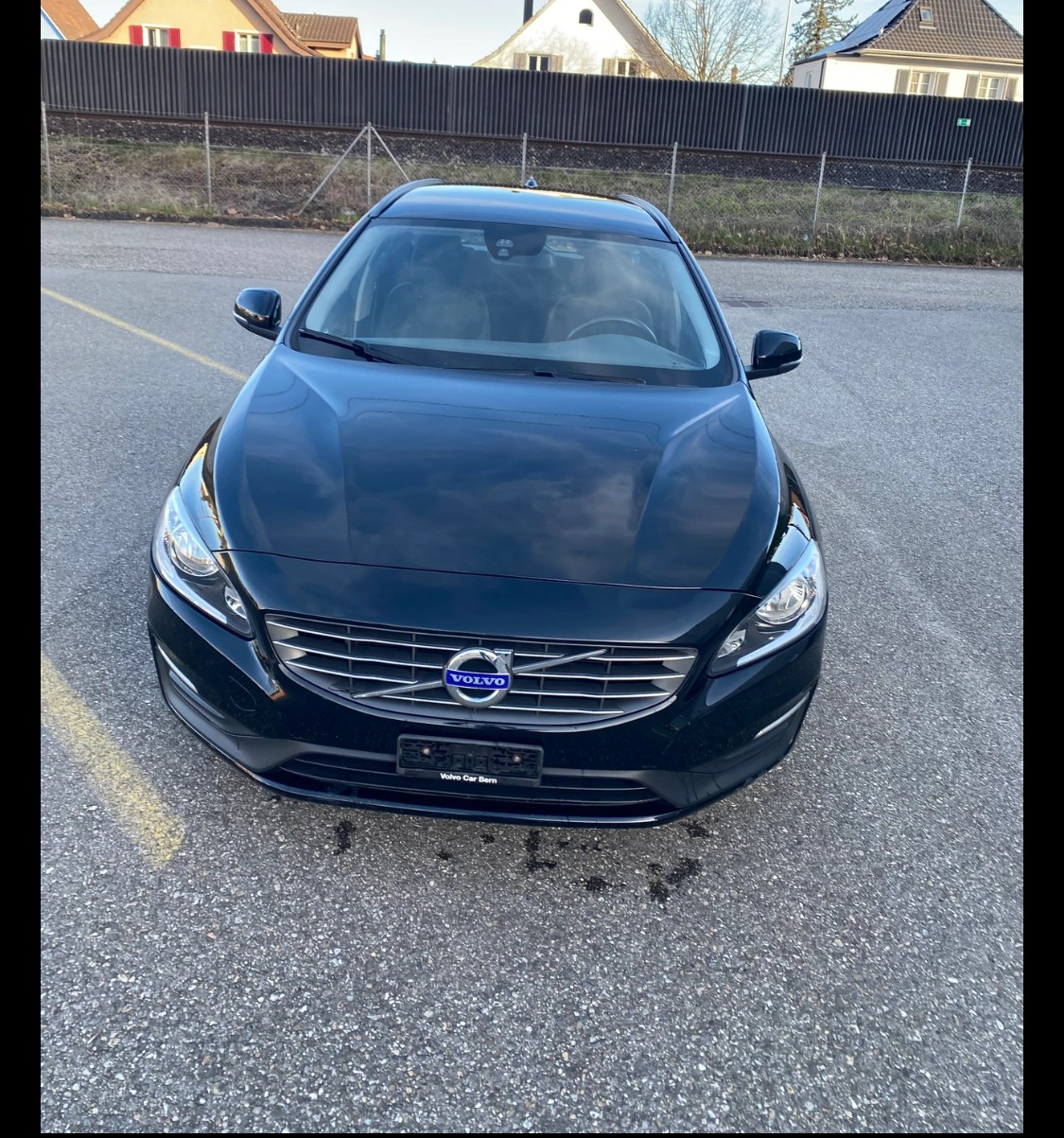 VOLVO V60 D4 Kinetic Geartronic-image-3
