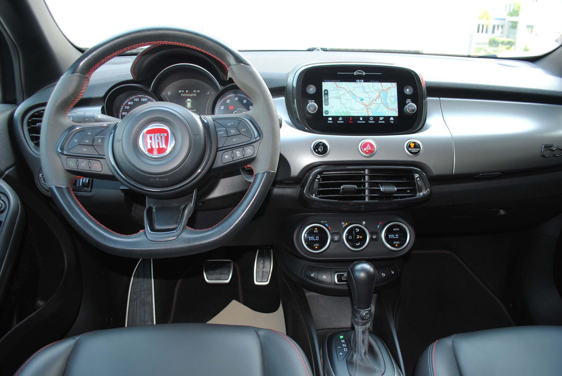 FIAT 500X 1.3 GSE Sport-image-12