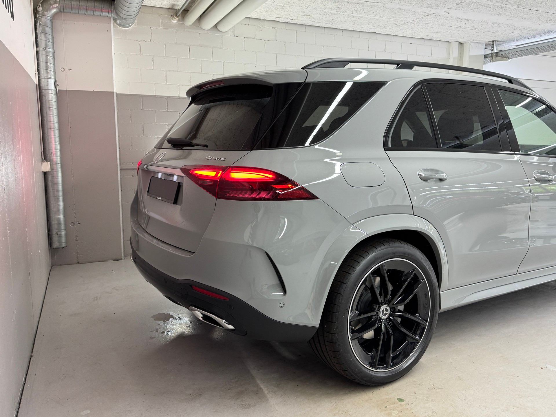 MERCEDES-BENZ GLE 450 d 4Matic 9G-Tronic-showroom-element-3