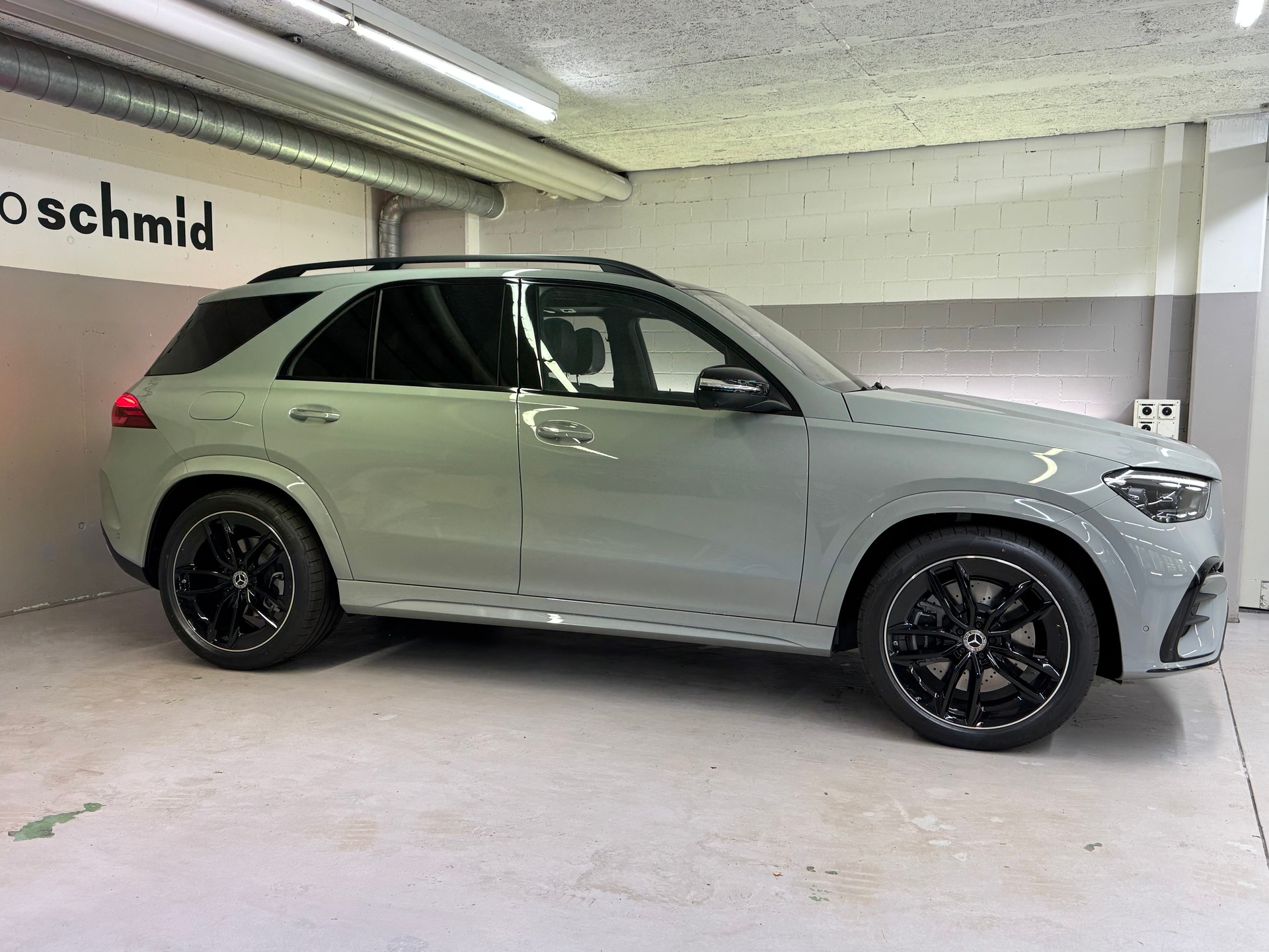 MERCEDES-BENZ GLE 450 d 4Matic 9G-Tronic-showroom-element-2