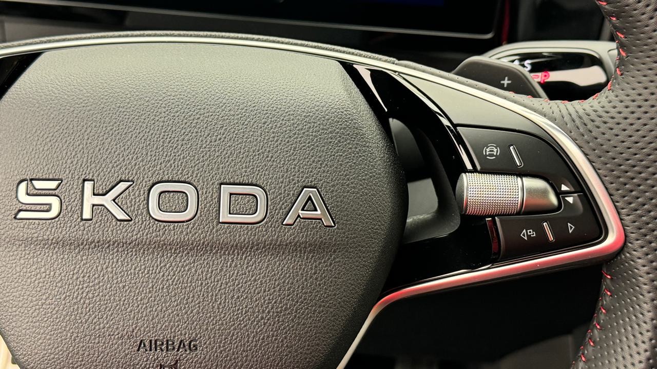 SKODA Kodiaq 2.0 TSI RS 4x4-image-9