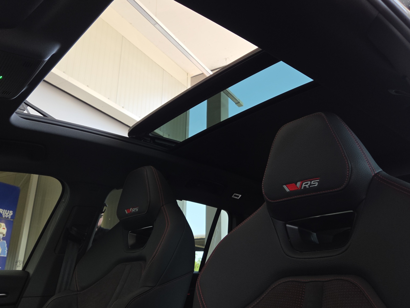 SKODA Kodiaq 2.0 TSI RS 4x4-image-12