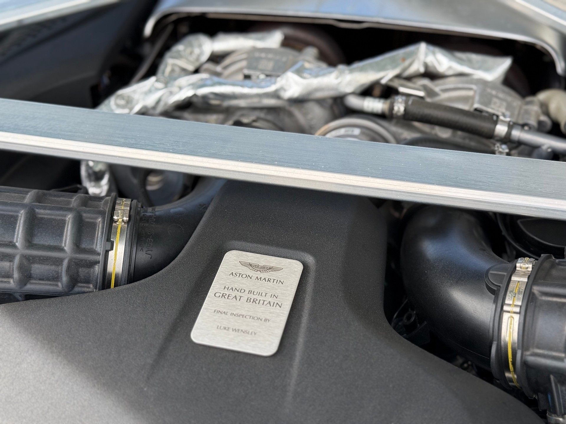 ASTON MARTIN F1-image-17