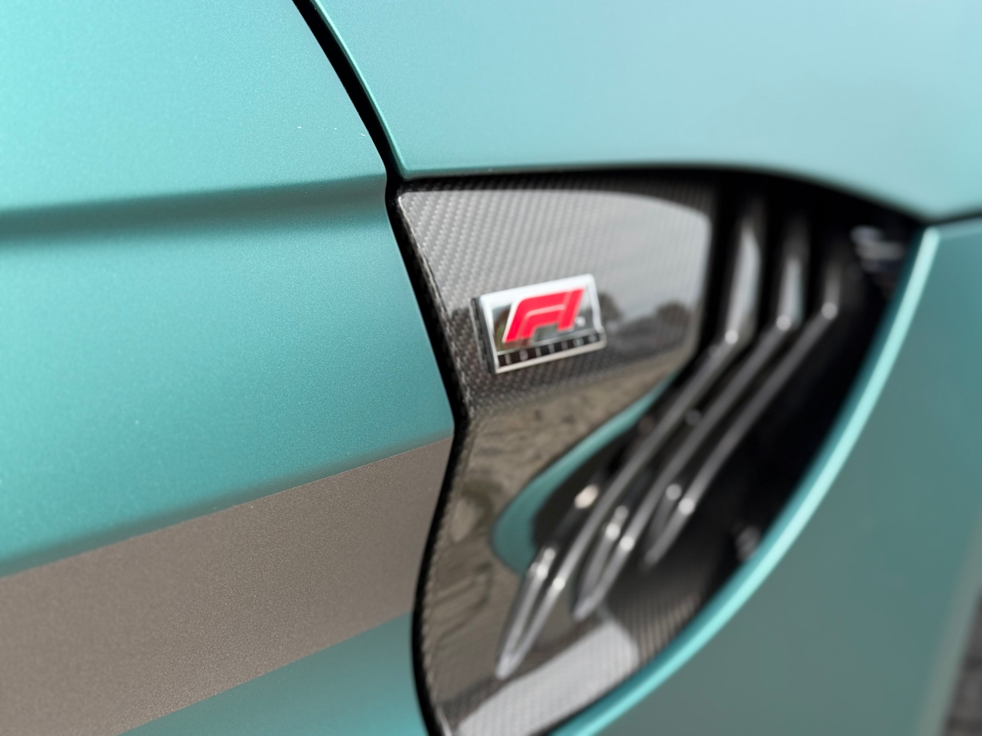 ASTON MARTIN F1-image-6