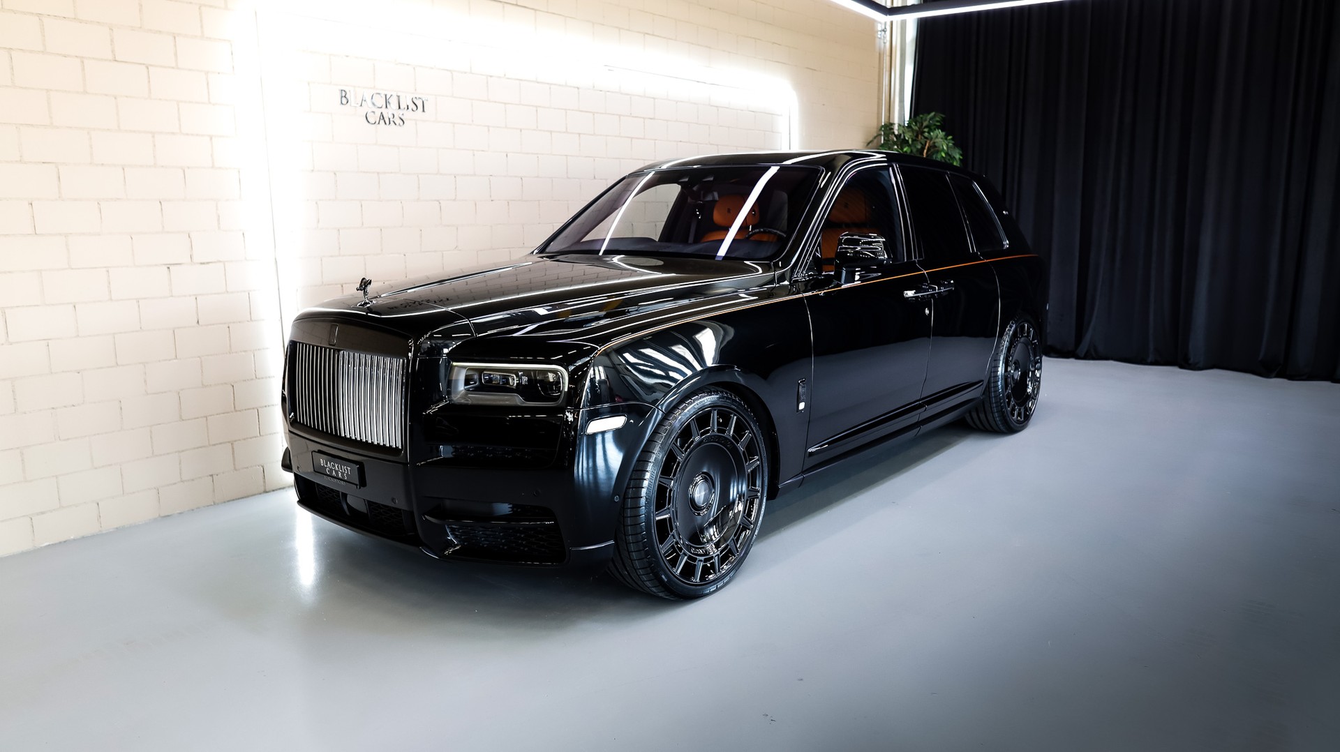 ROLLS-ROYCE Cullinan 6.7 V12 * MANSORY *-image-0
