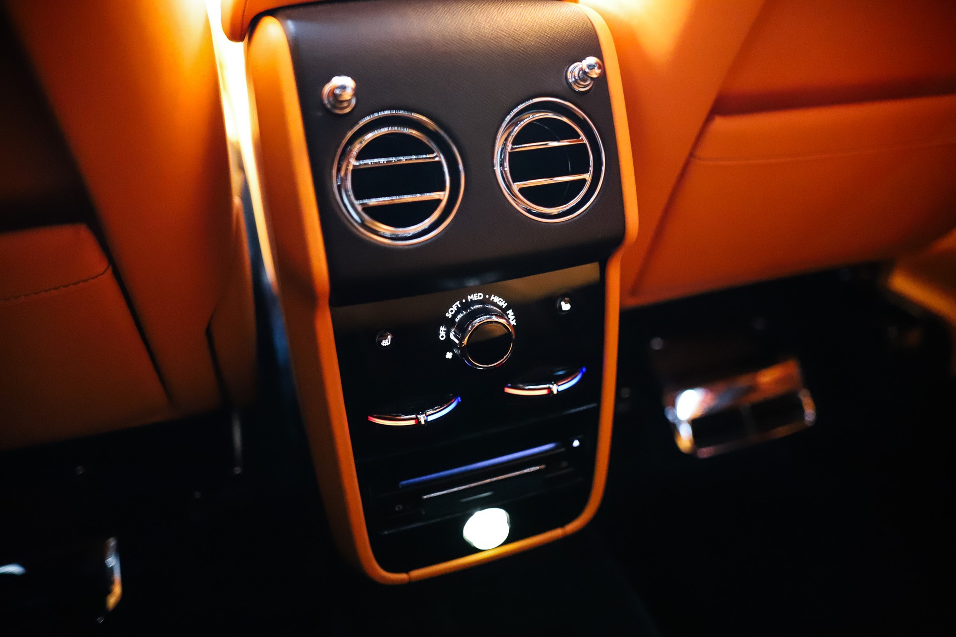 ROLLS-ROYCE Cullinan 6.7 V12 * MANSORY *-image-20
