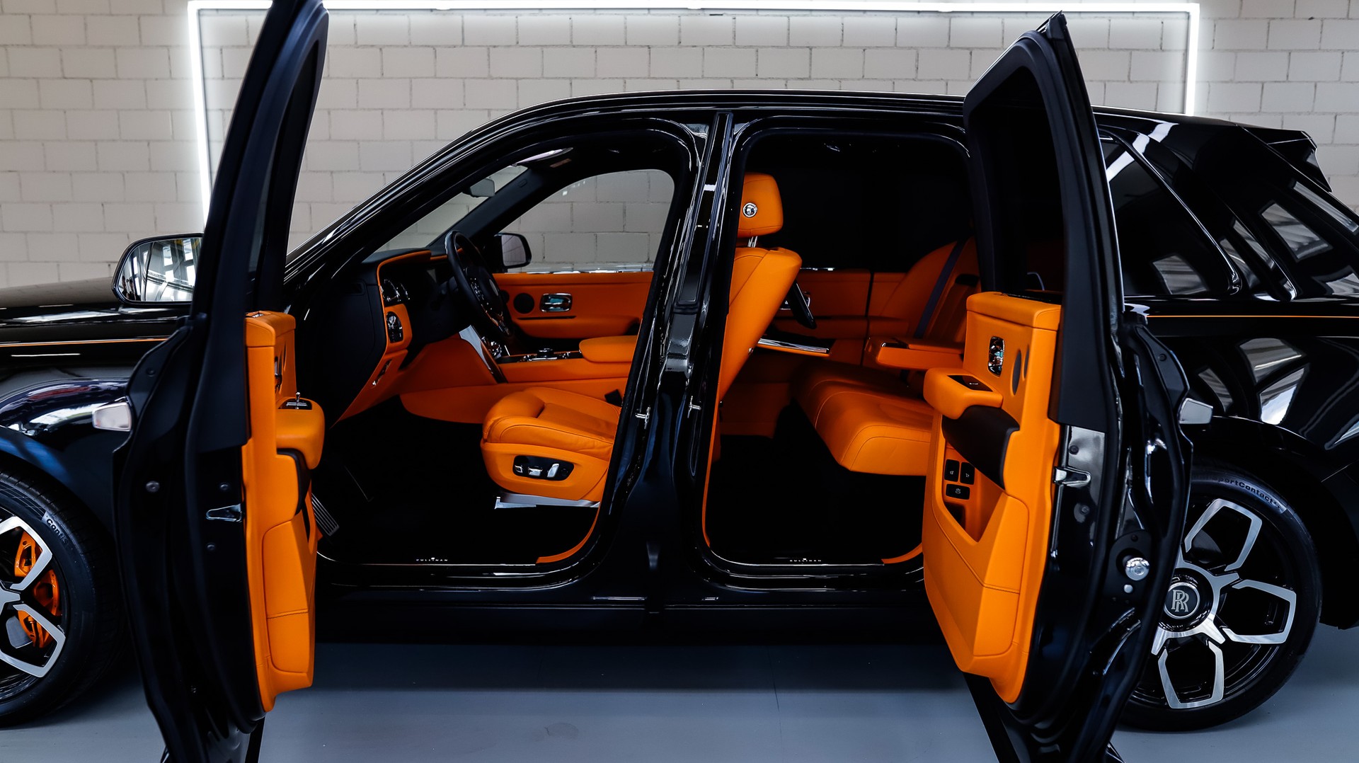 ROLLS-ROYCE Cullinan 6.7 V12 * MANSORY *-image-7
