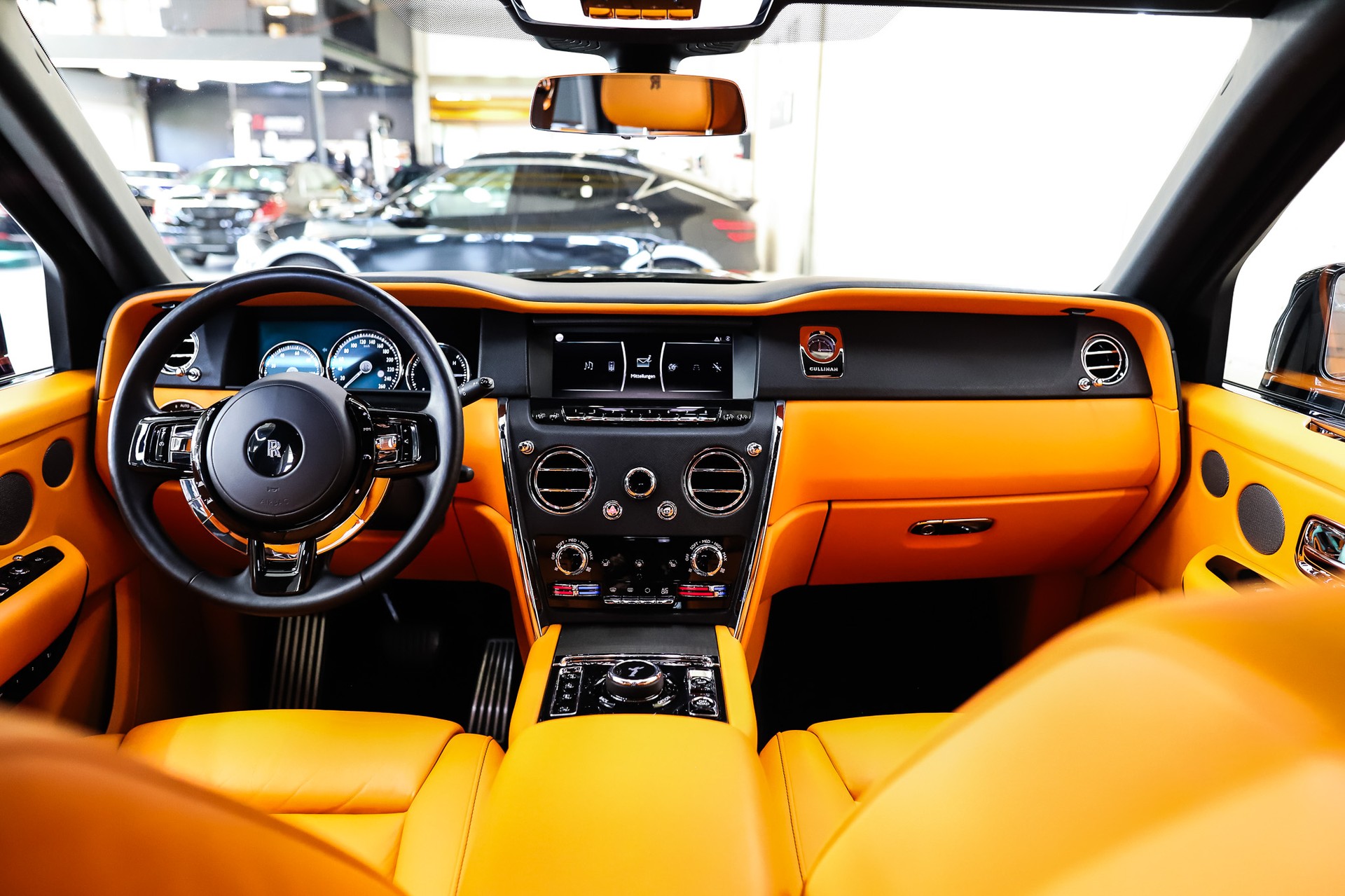 ROLLS-ROYCE Cullinan 6.7 V12 * MANSORY *-image-17