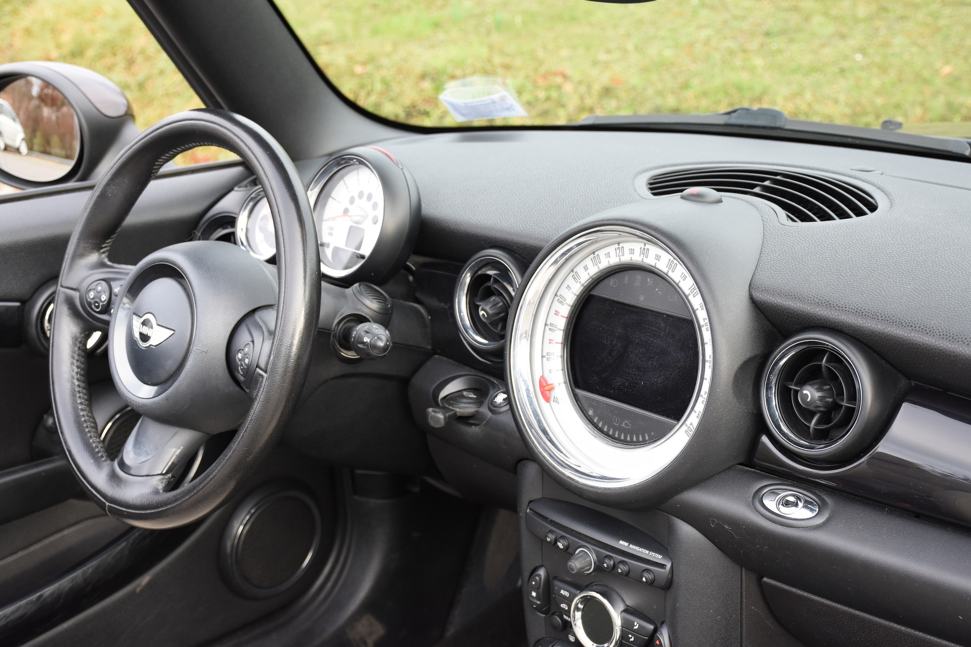 MINI CABRIO-image-5
