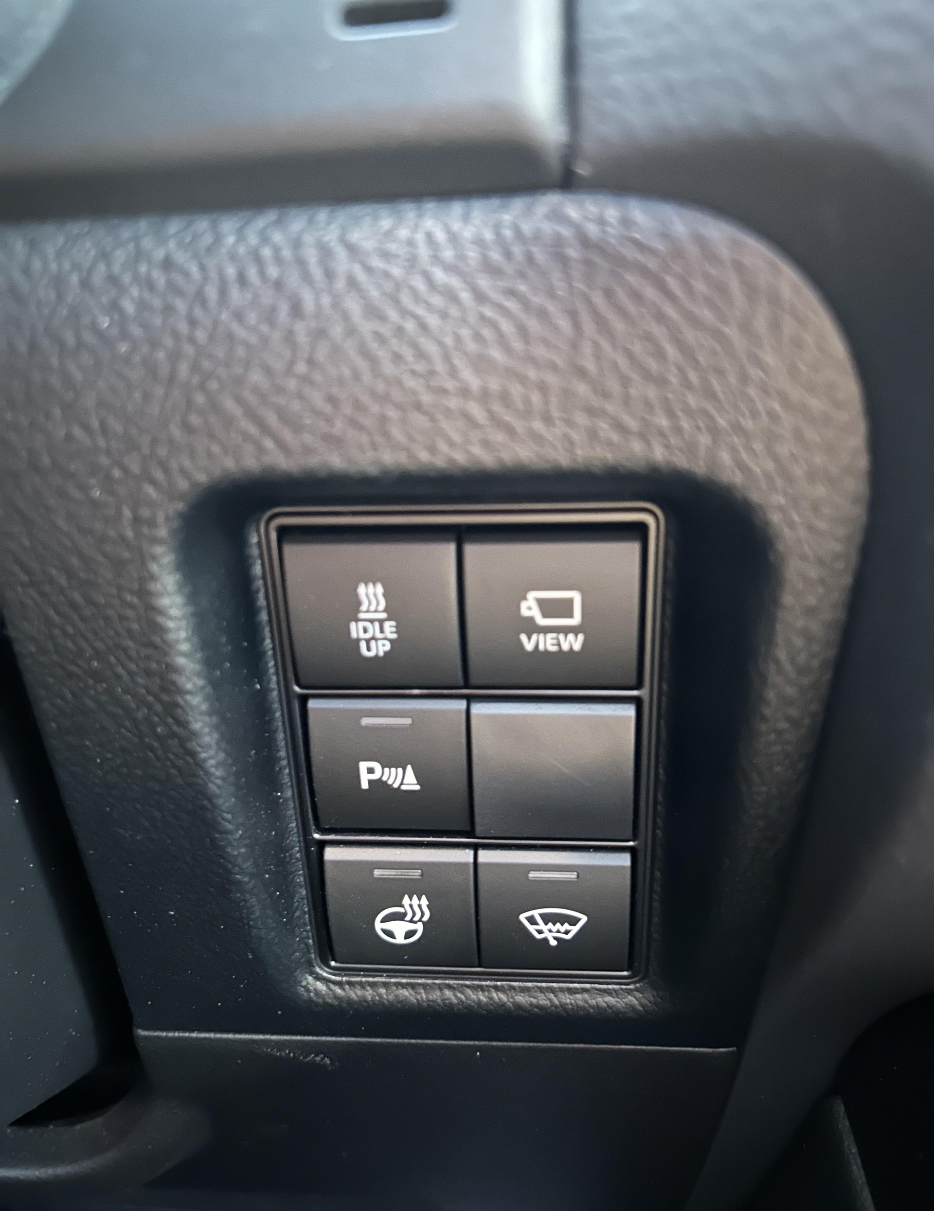 TOYOTA Land Cruiser 2.8 D 204 Invincible-image-18