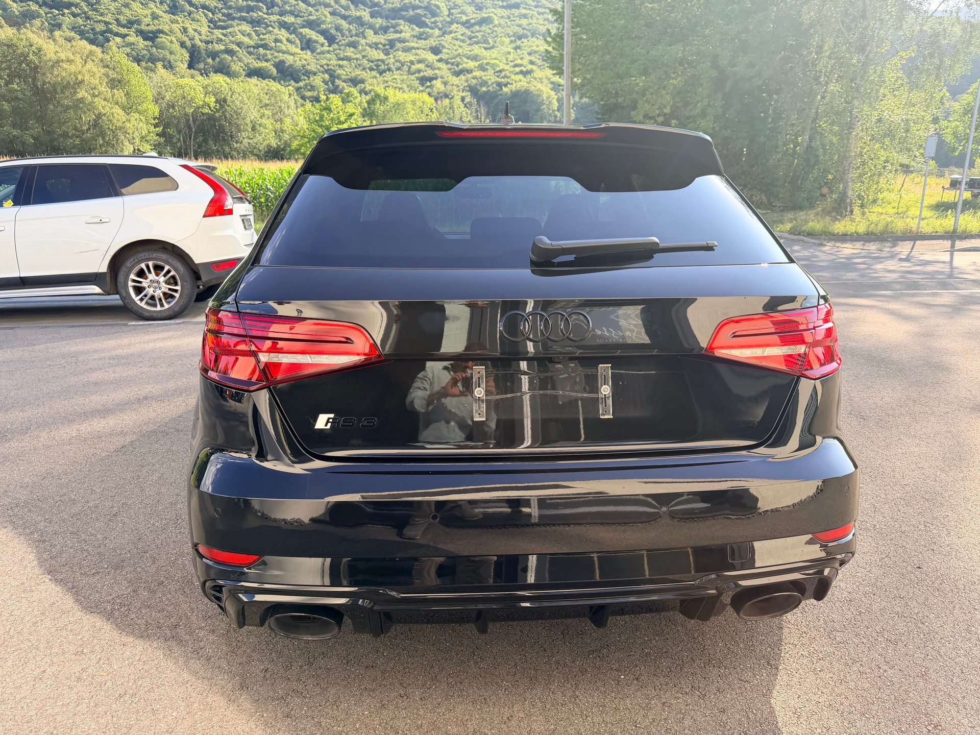 AUDI RS3 Sportback 2.5 TSI quattro S-tronic-image-5